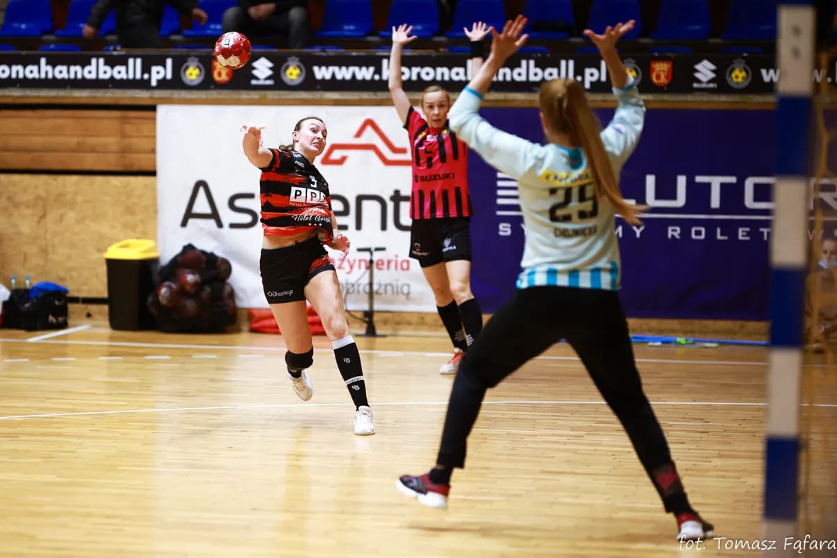 Suzuki Korona Handball Kielce – MKS Piotrcovia Piotrków Trybunalski 28:39