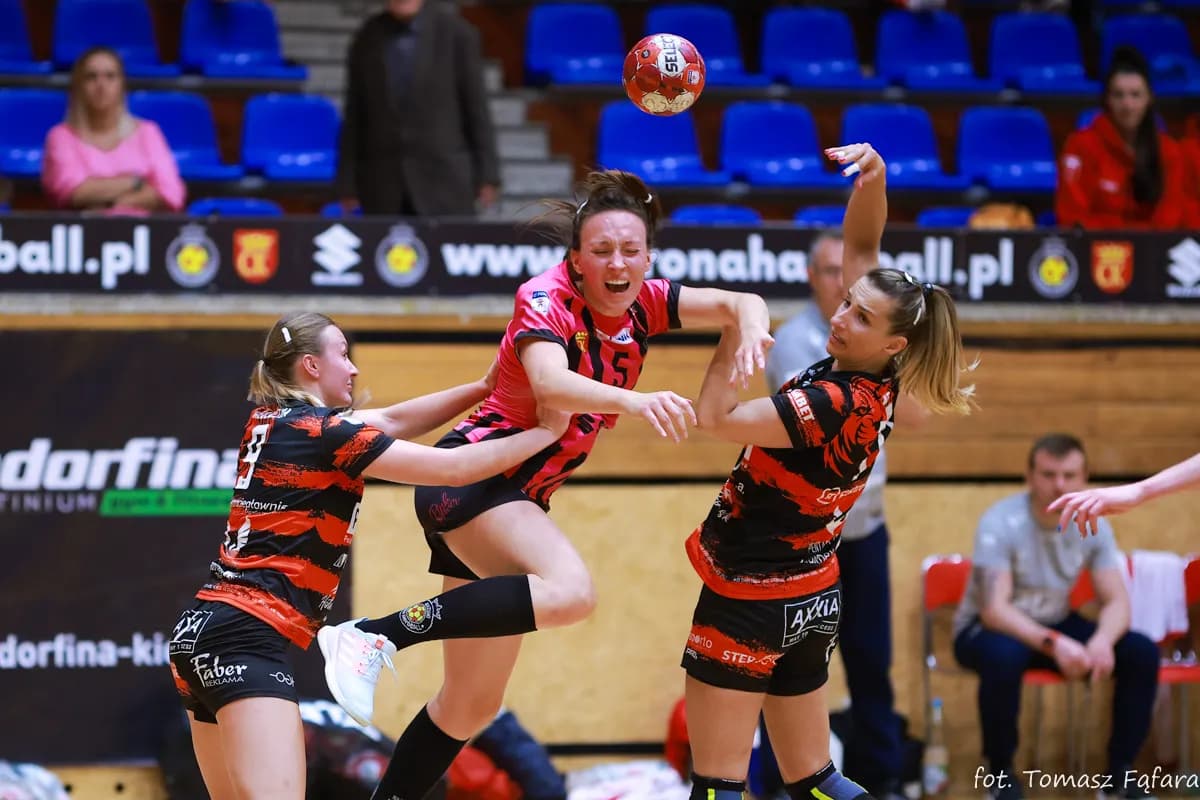 Suzuki Korona Handball Kielce – MKS Piotrcovia Piotrków Trybunalski 28:39