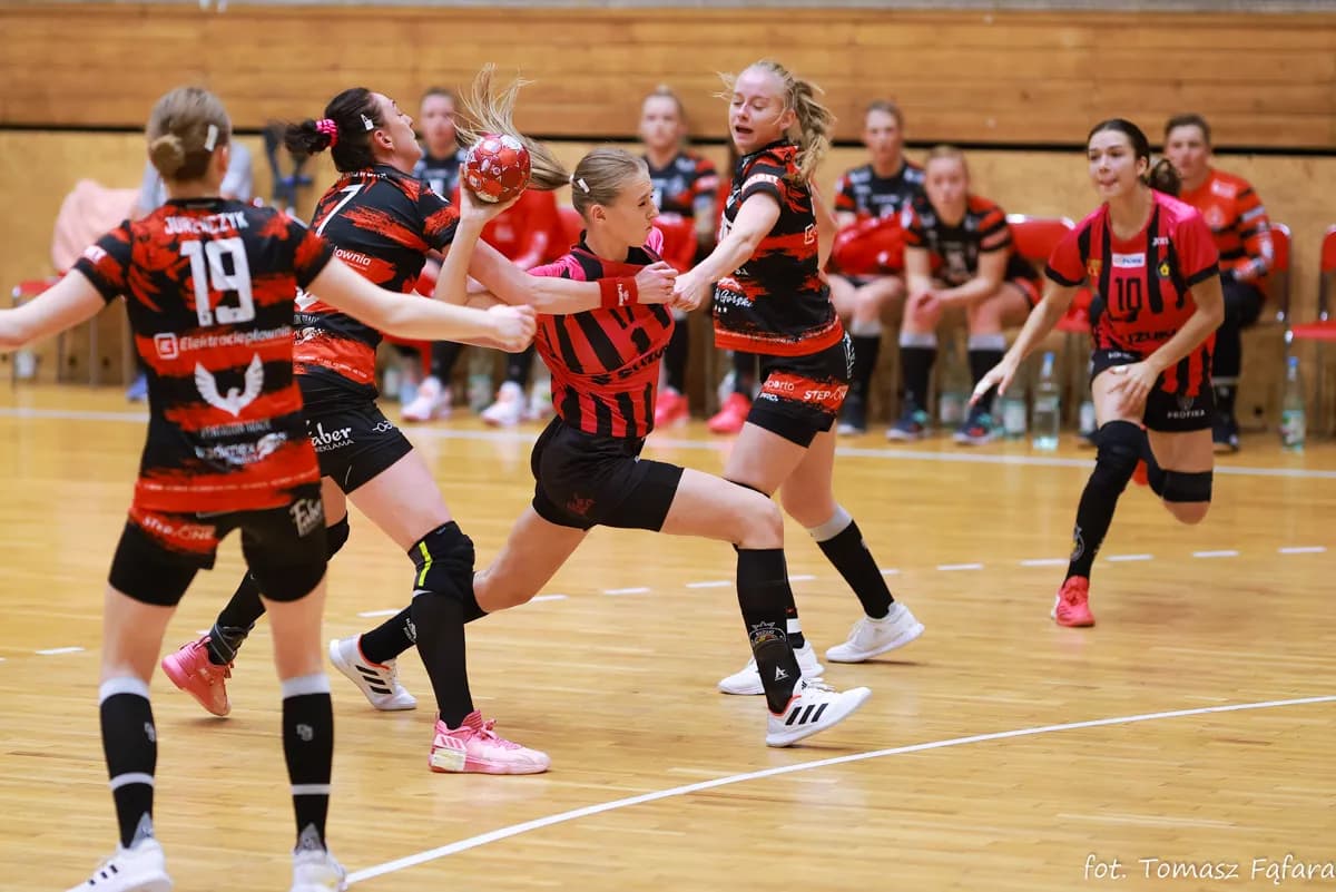 Suzuki Korona Handball Kielce – MKS Piotrcovia Piotrków Trybunalski 28:39