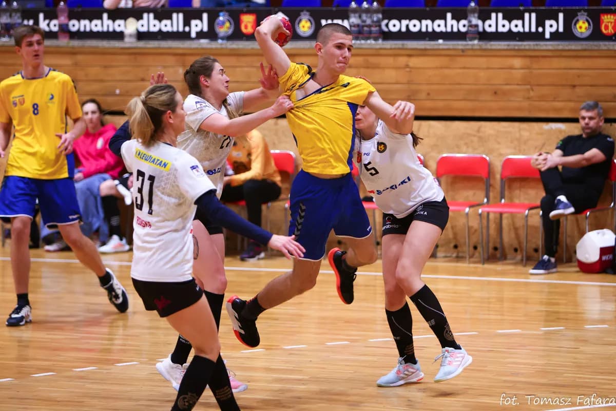 Suzuki Korona Handball – Juniorzy KS Vive Kielce – sparing