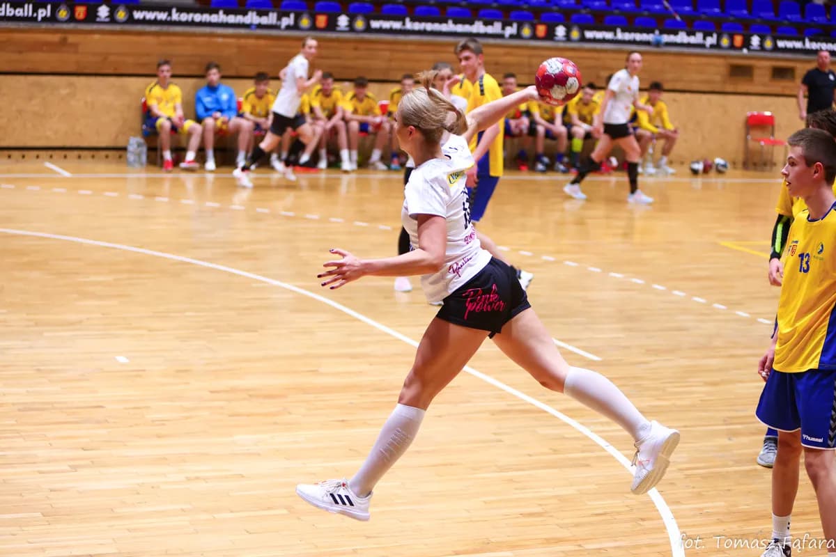 Suzuki Korona Handball – Juniorzy KS Vive Kielce – sparing