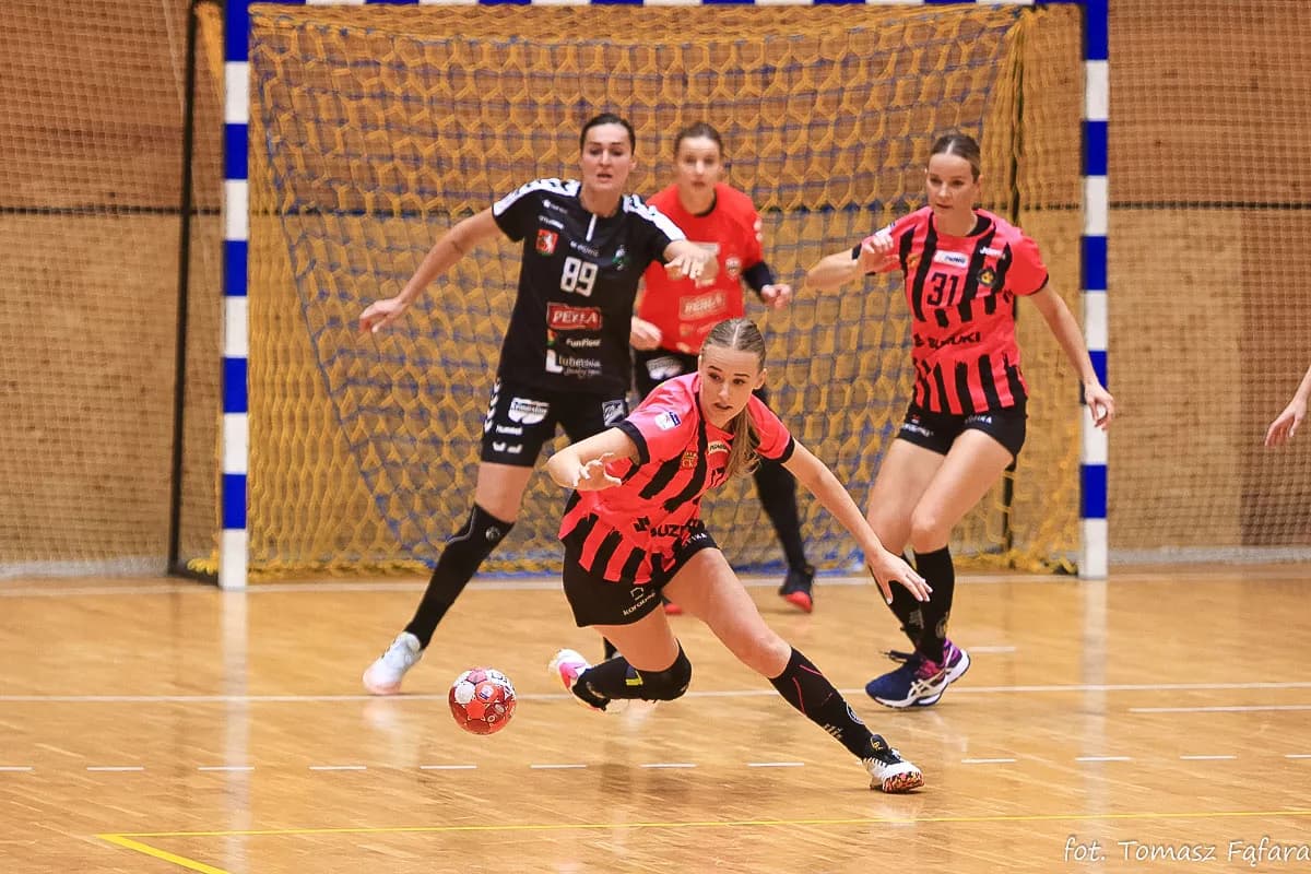 Suzuki Korona Handball Kielce – MKS Funfloor Perła Lublin 22:29