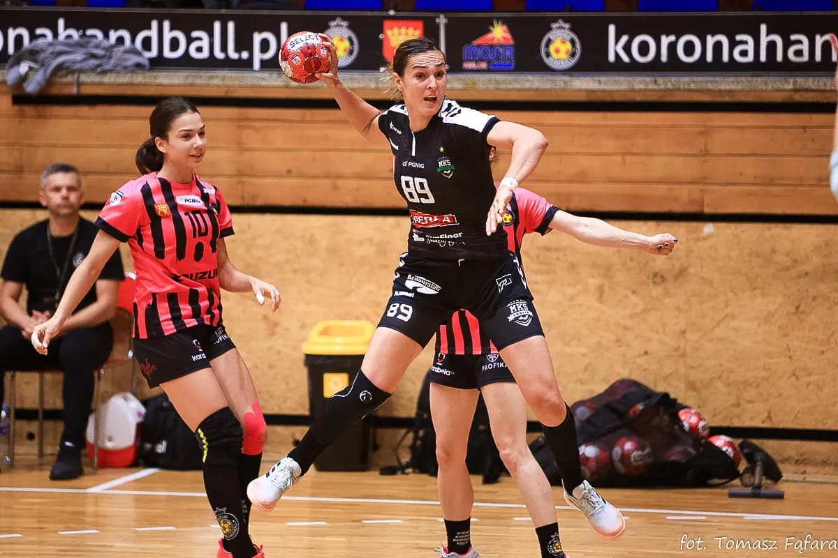 Suzuki Korona Handball Kielce – MKS Funfloor Perła Lublin 22:29