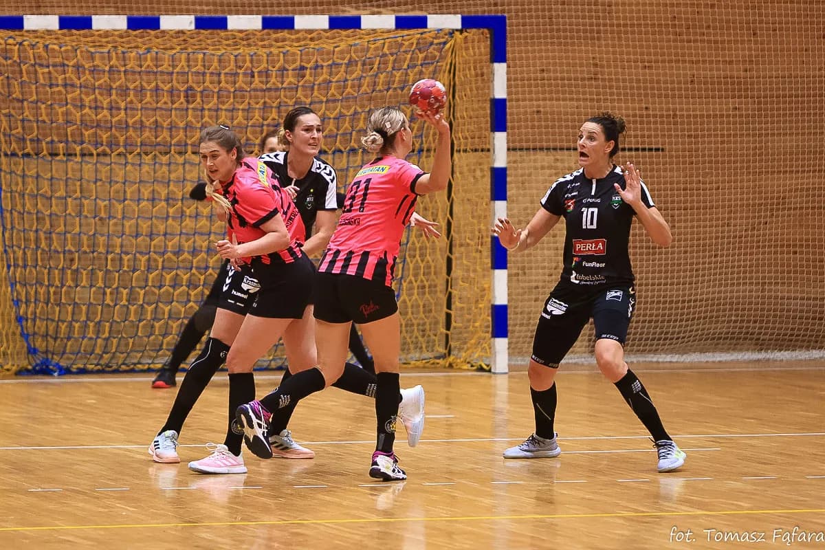 Suzuki Korona Handball Kielce – MKS Funfloor Perła Lublin 22:29