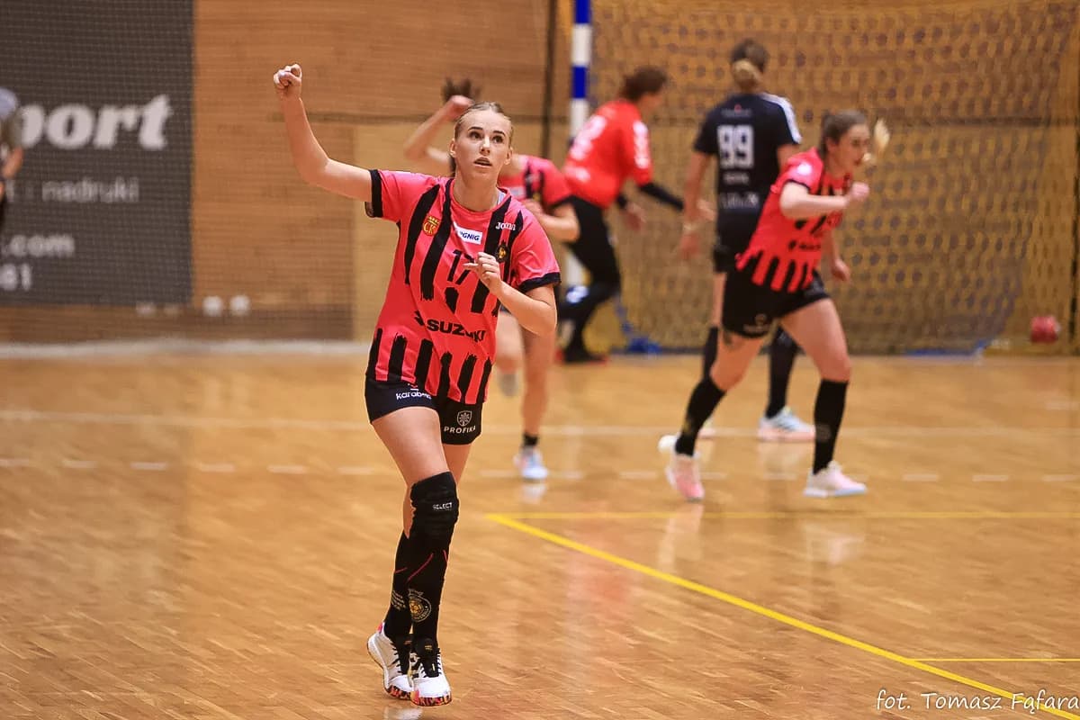 Suzuki Korona Handball Kielce – MKS Funfloor Perła Lublin 22:29