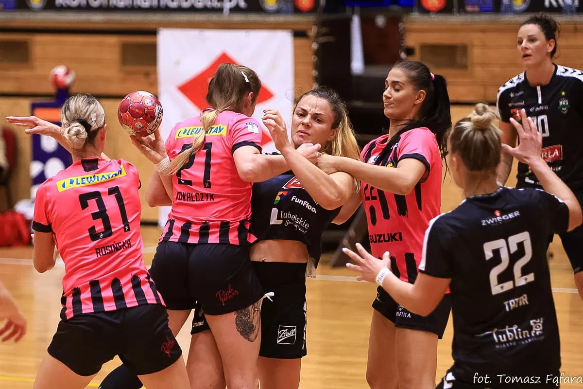 Suzuki Korona Handball Kielce – MKS Funfloor Perła Lublin 22:29
