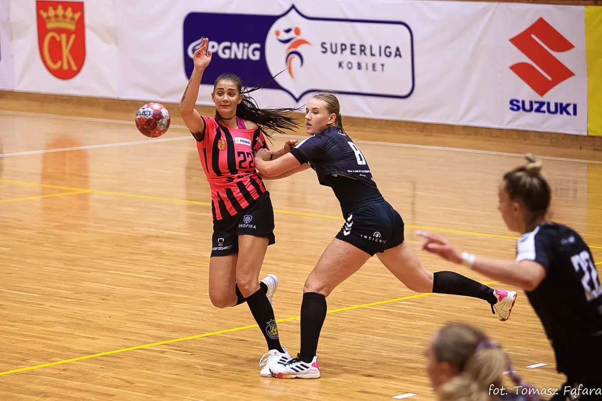 Suzuki Korona Handball Kielce – MKS Funfloor Perła Lublin 22:29