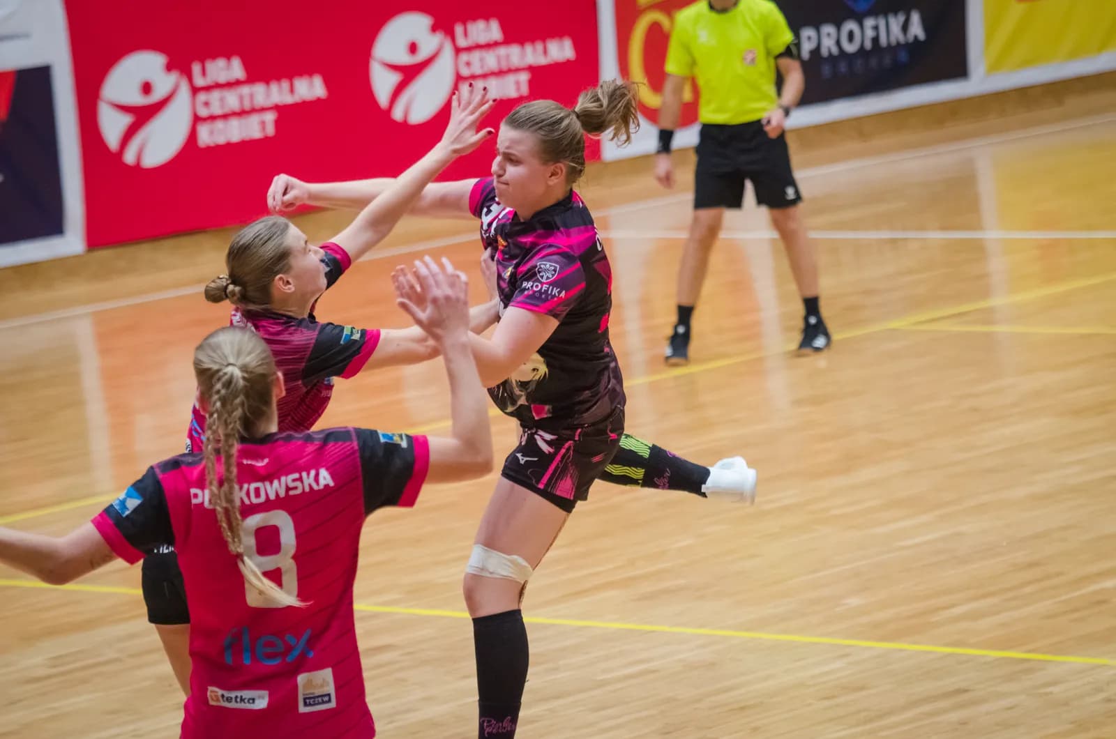Suzuki Korona Handball Kielce vs SPR Sambor Tczew