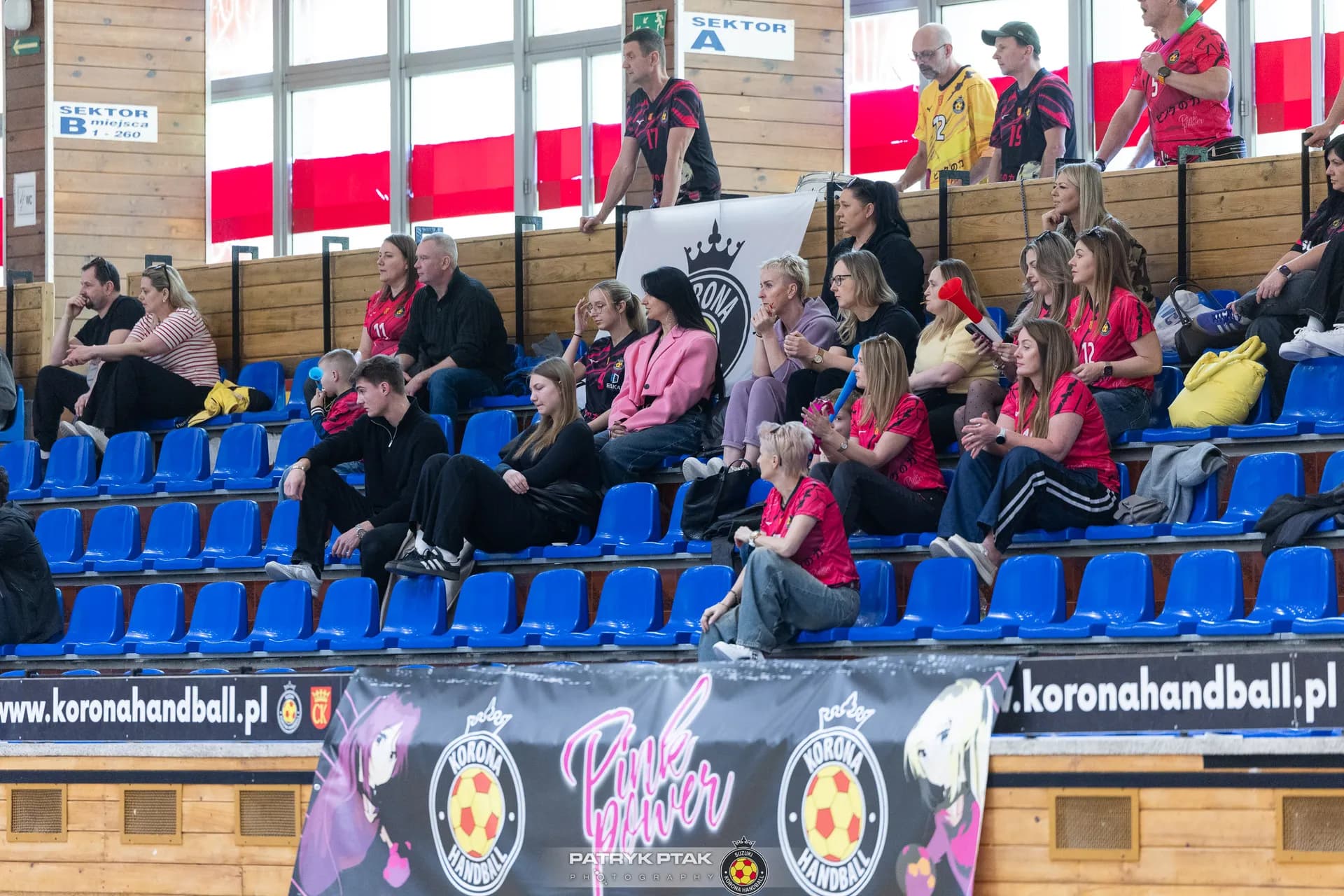 Zdjęcia z meczu Korona Handball – SPR Olkusz