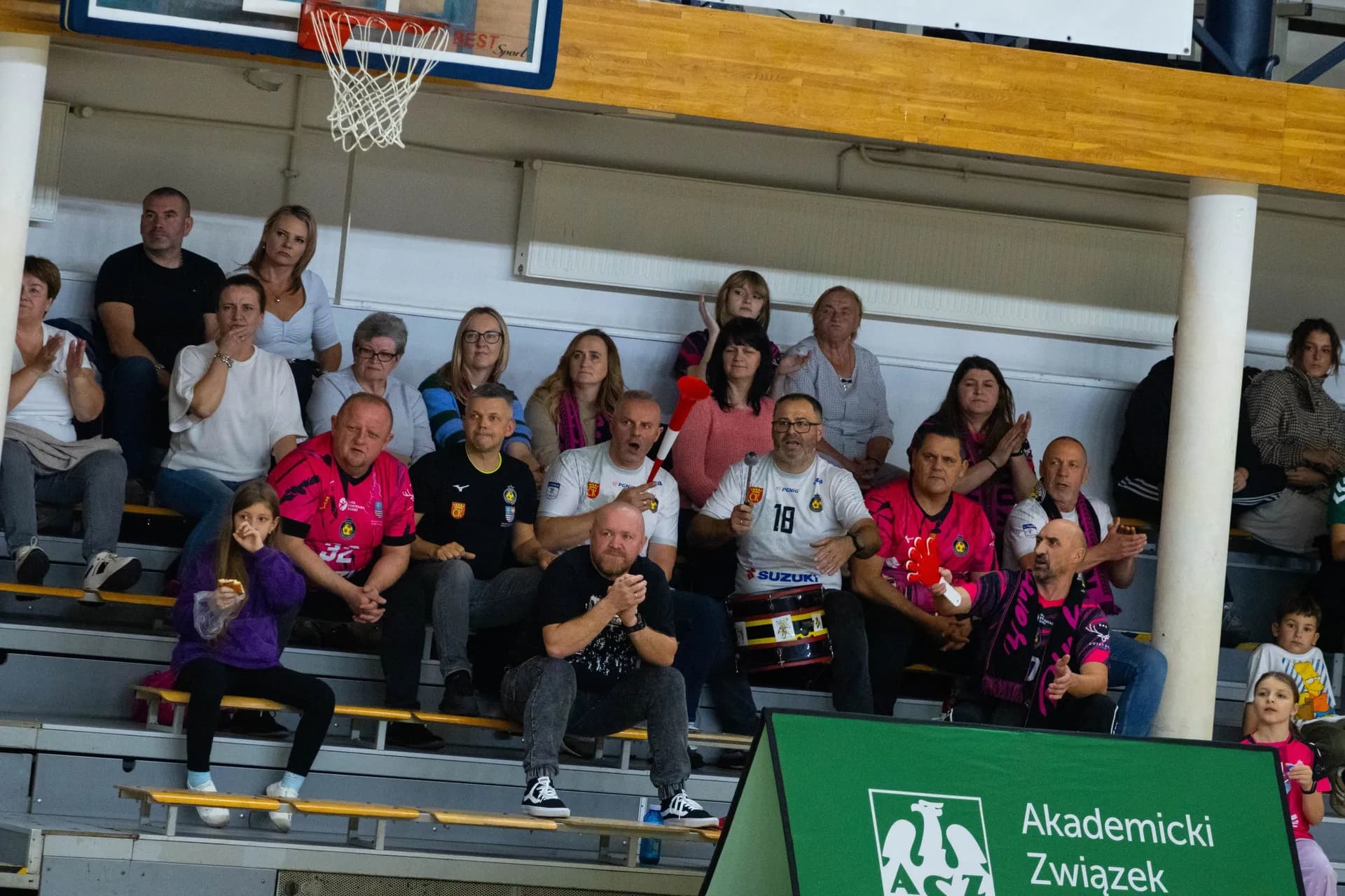 Zdjęcia z meczu AZS AWF Warszawa – Korona Handball Kielce