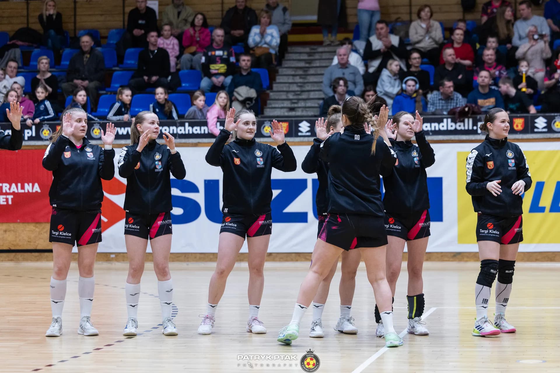 Zdjęcia z meczu Korona Handball – APR Radom