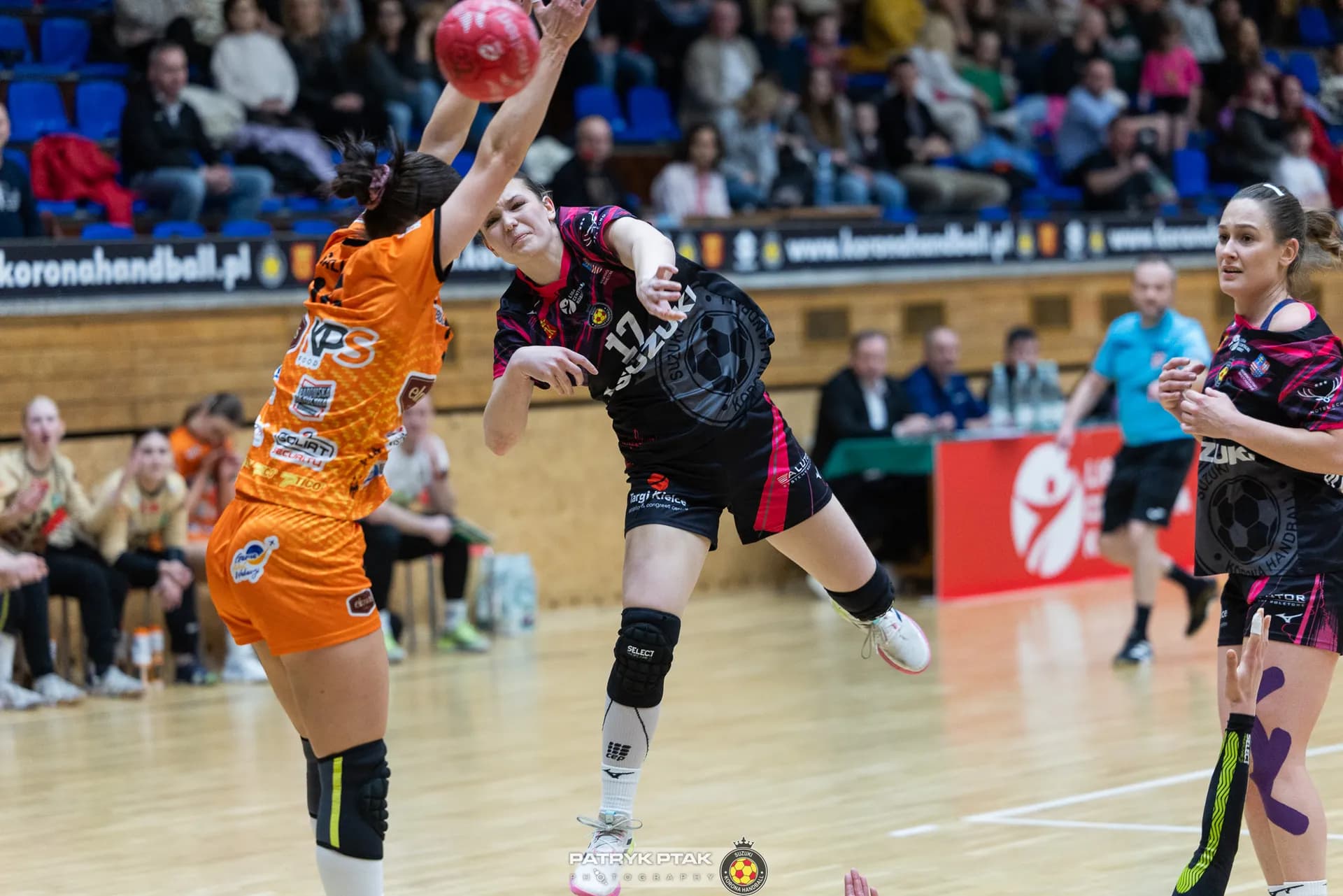 Zdjęcia z meczu Korona Handball – APR Radom