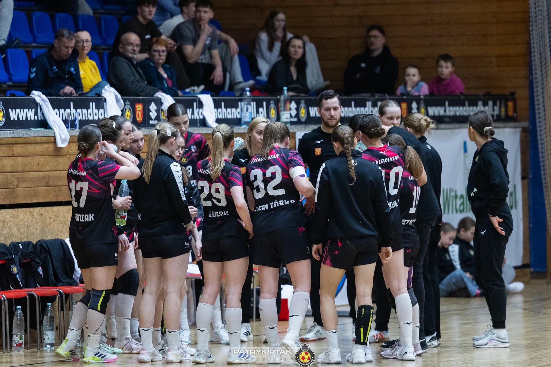 Zdjęcia z meczu Korona Handball – APR Radom