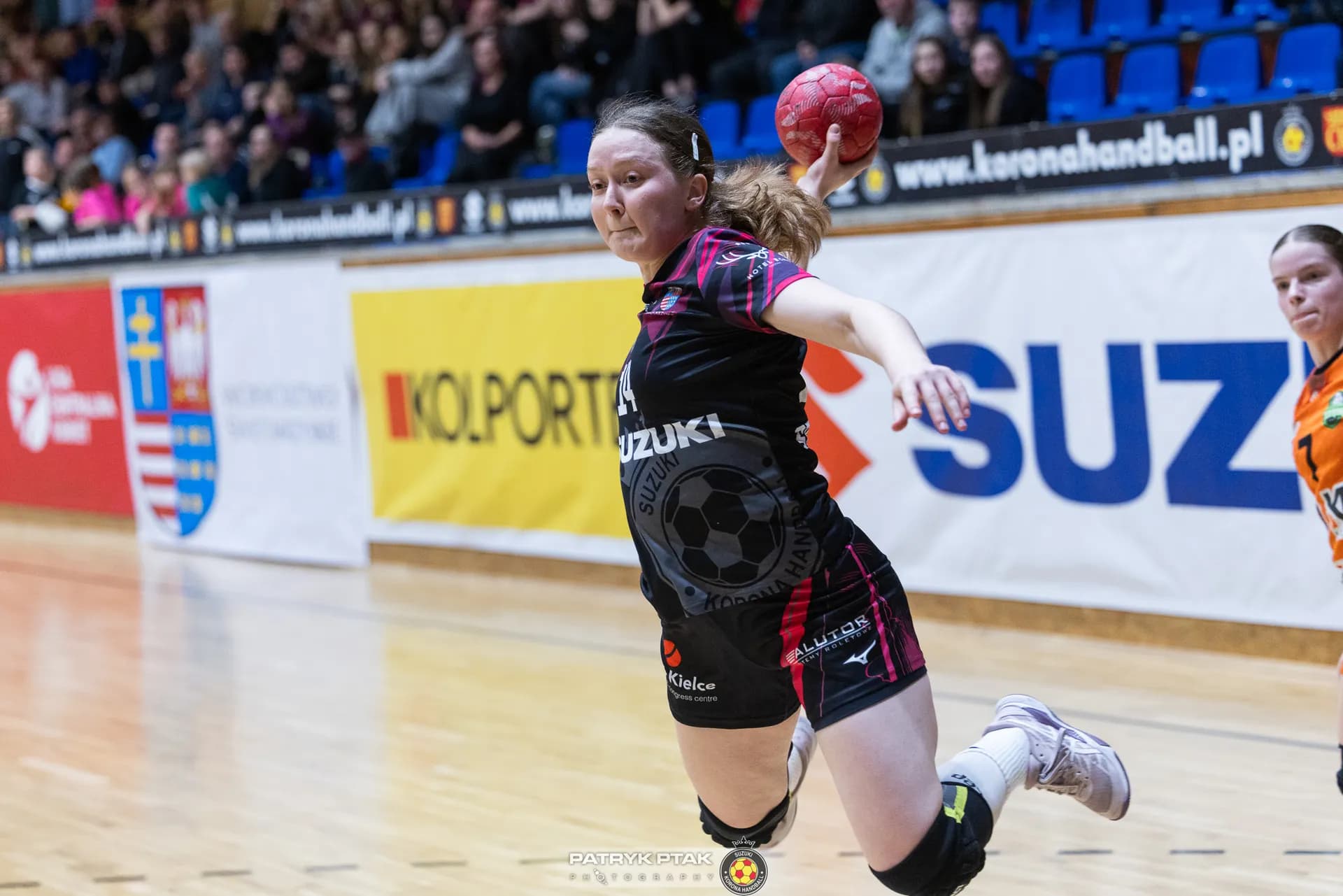 Zdjęcia z meczu Korona Handball – APR Radom