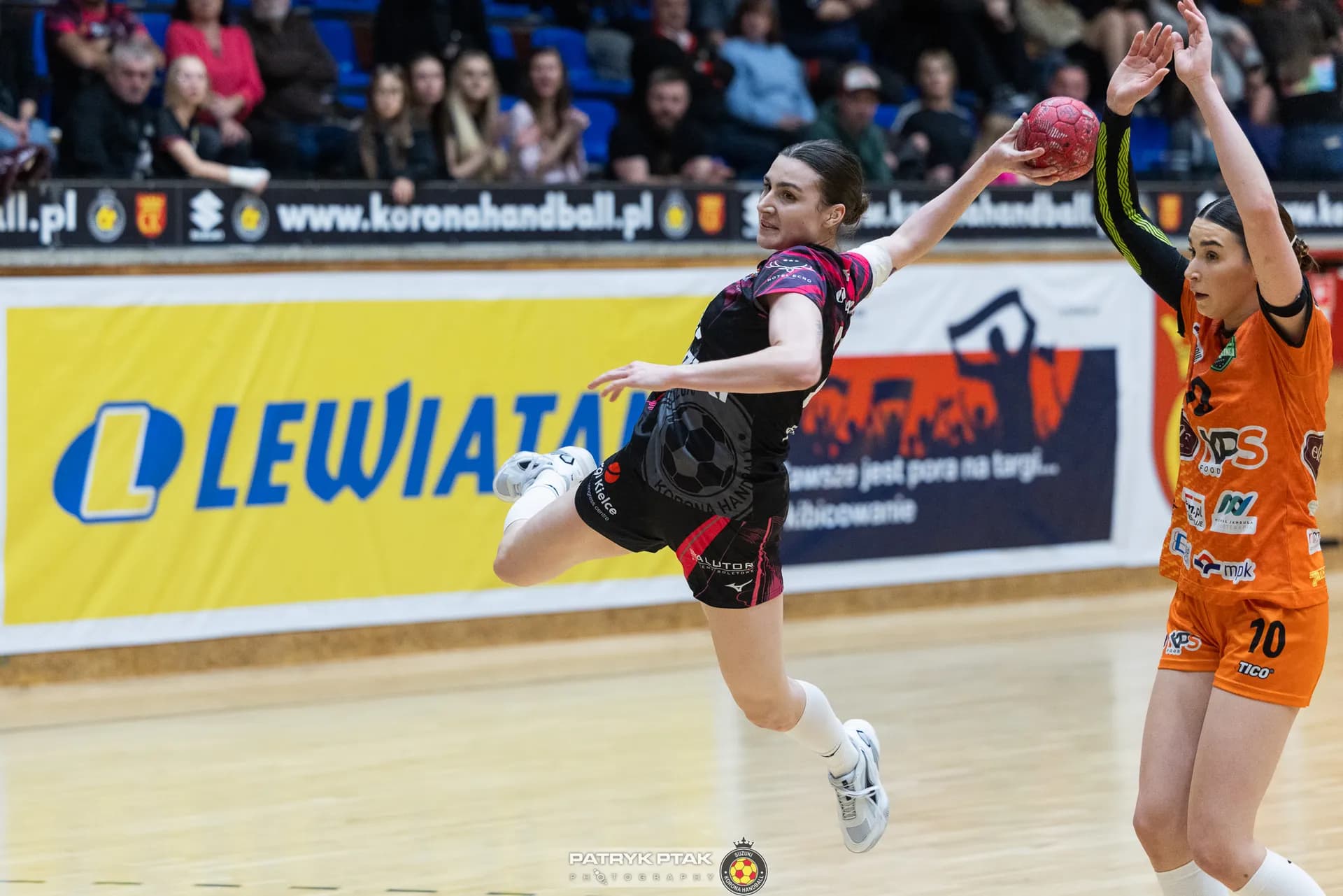 Zdjęcia z meczu Korona Handball – APR Radom