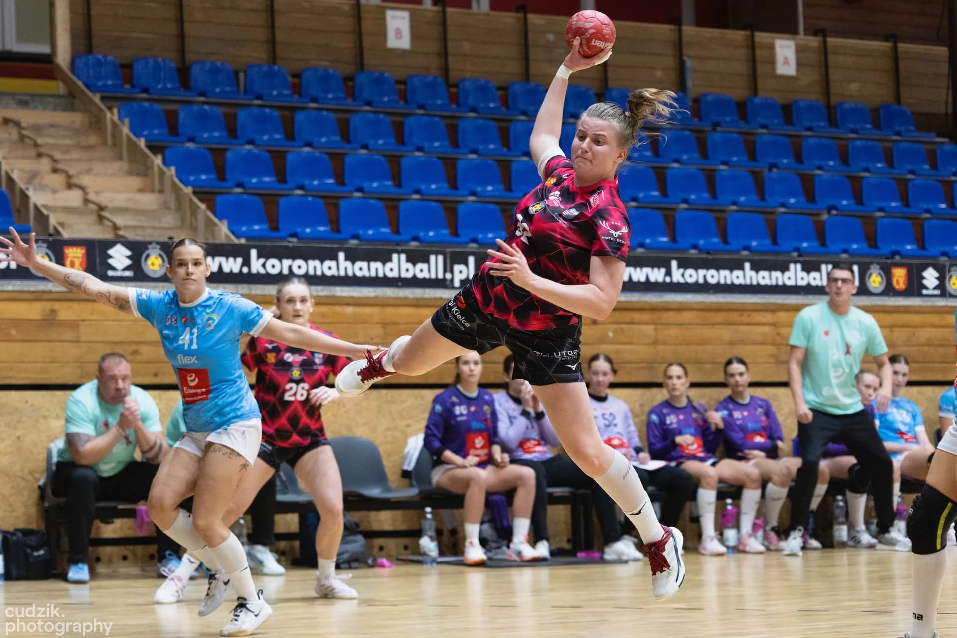 Zdjęcia z meczu Korona Handball Kielce – ENERGA Sambor Tczew