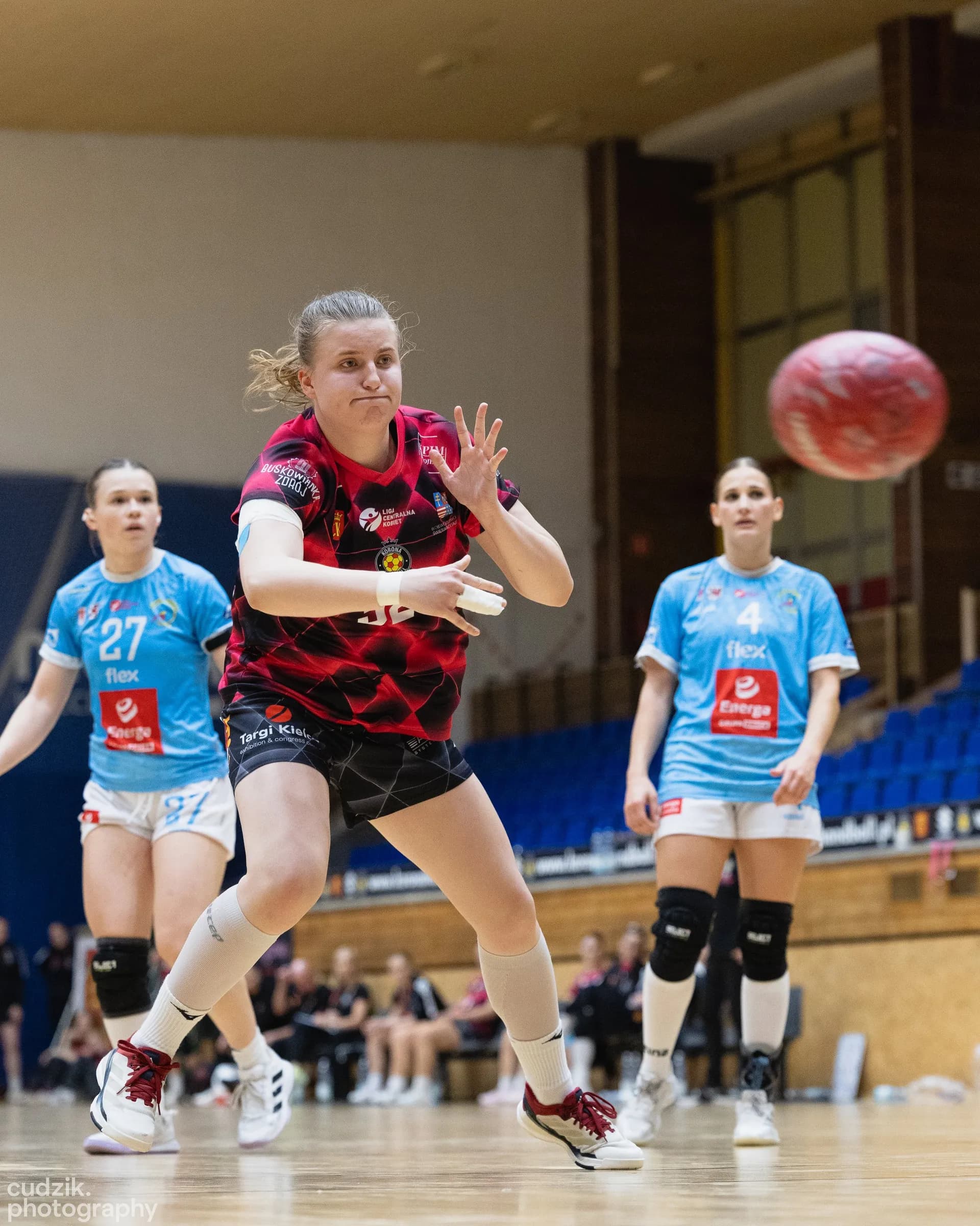 Zdjęcia z meczu Korona Handball Kielce – ENERGA Sambor Tczew