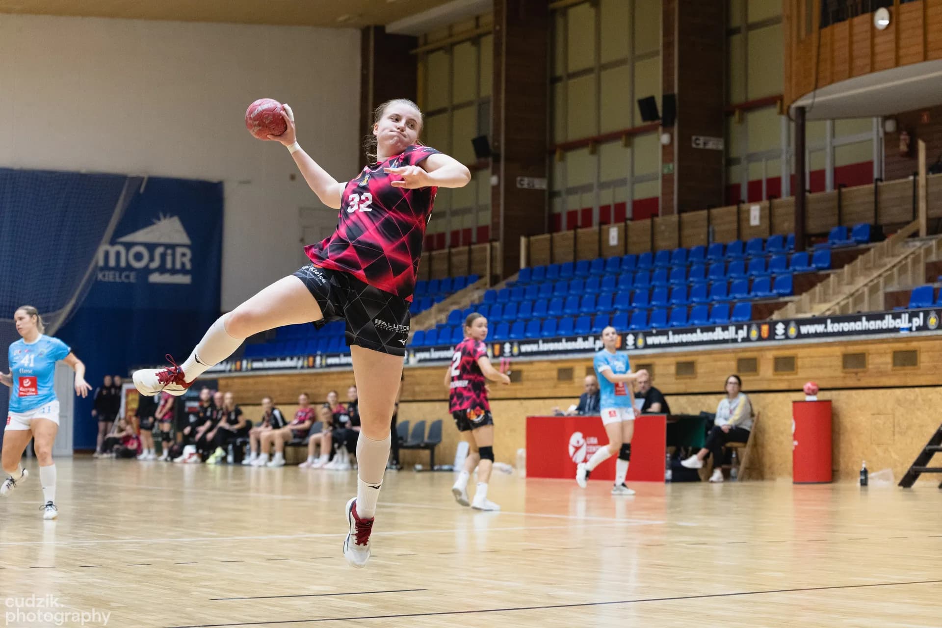 Zdjęcia z meczu Korona Handball Kielce – ENERGA Sambor Tczew