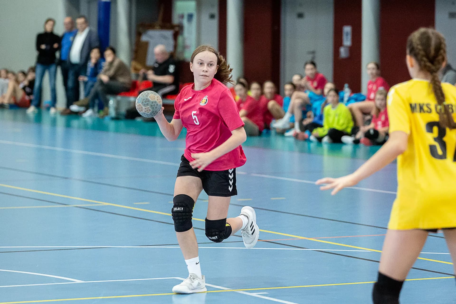 I Turniej Mikołajkowy Piłki Ręcznej Dziewcząt w Kraśniku