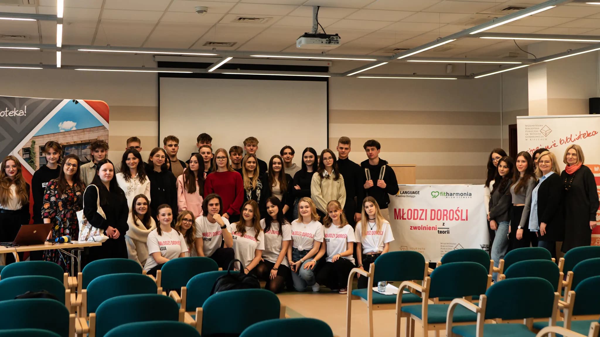 Młodzi dorośli działają w Kielcach