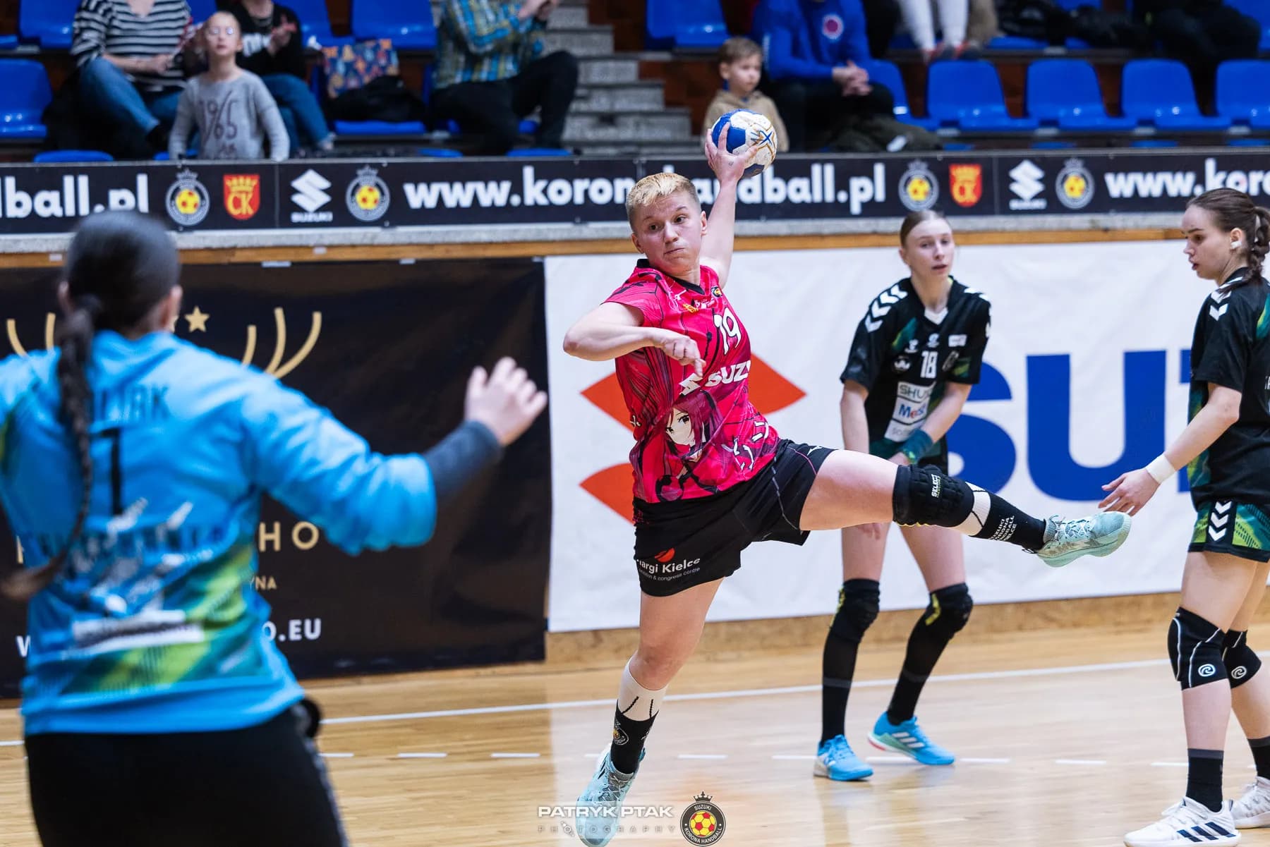 Galeria z meczu Suzuki Korona Handball Kielce – Galiczanka Lwów  fot. Patryk Ptak. Dziękujemy