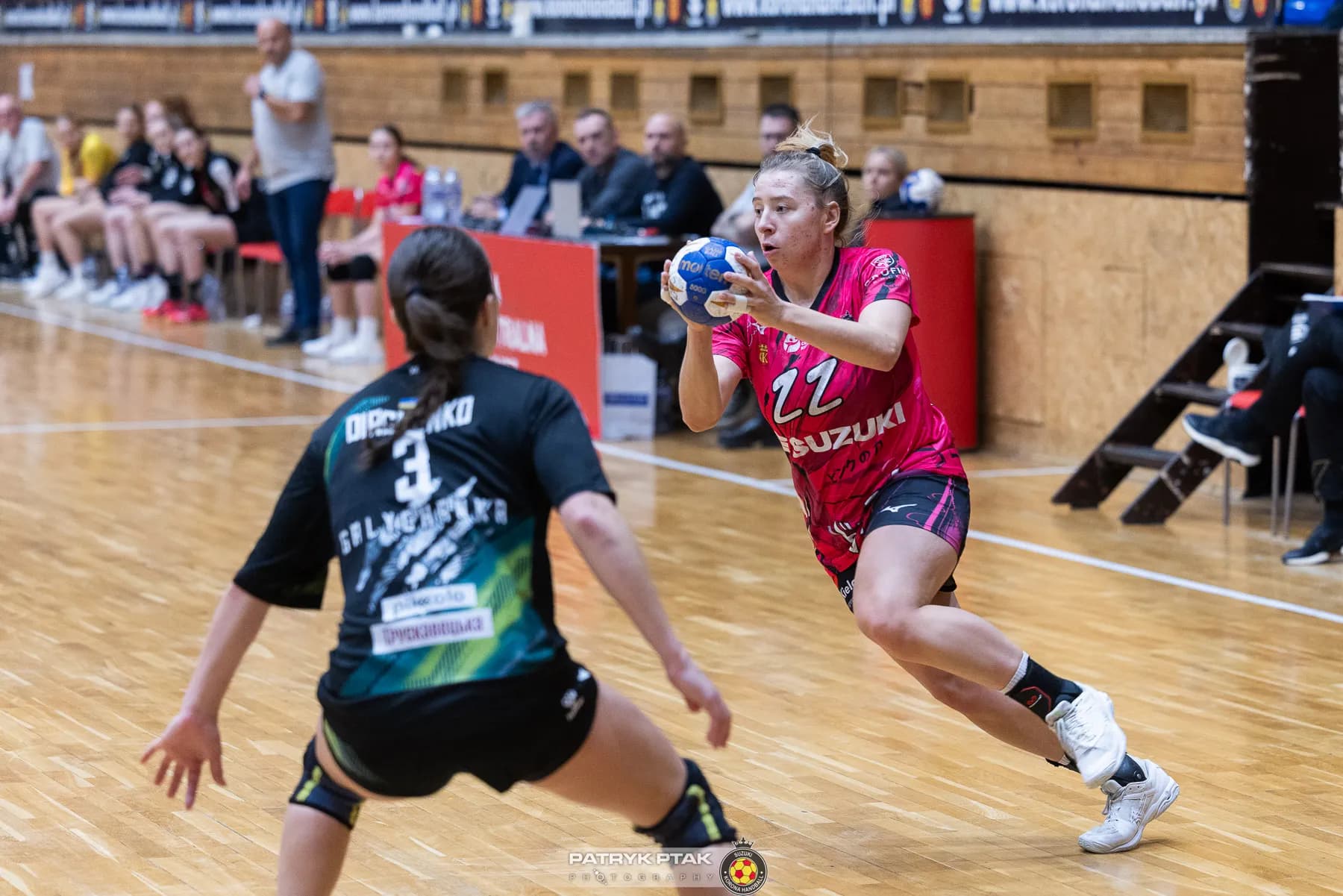 Galeria z meczu Suzuki Korona Handball Kielce – Galiczanka Lwów  fot. Patryk Ptak. Dziękujemy