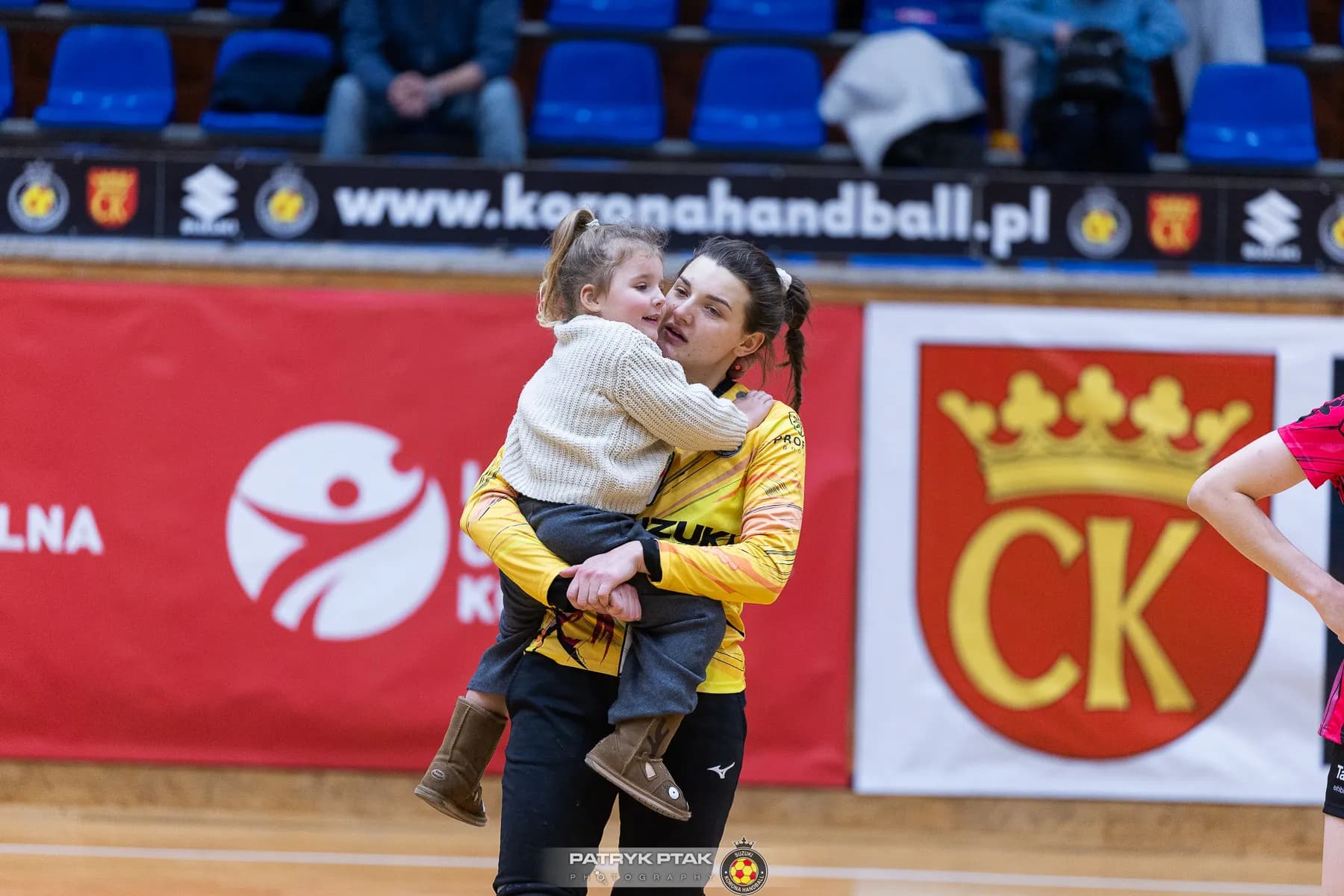 Galeria z meczu Suzuki Korona Handball Kielce – Galiczanka Lwów  fot. Patryk Ptak. Dziękujemy