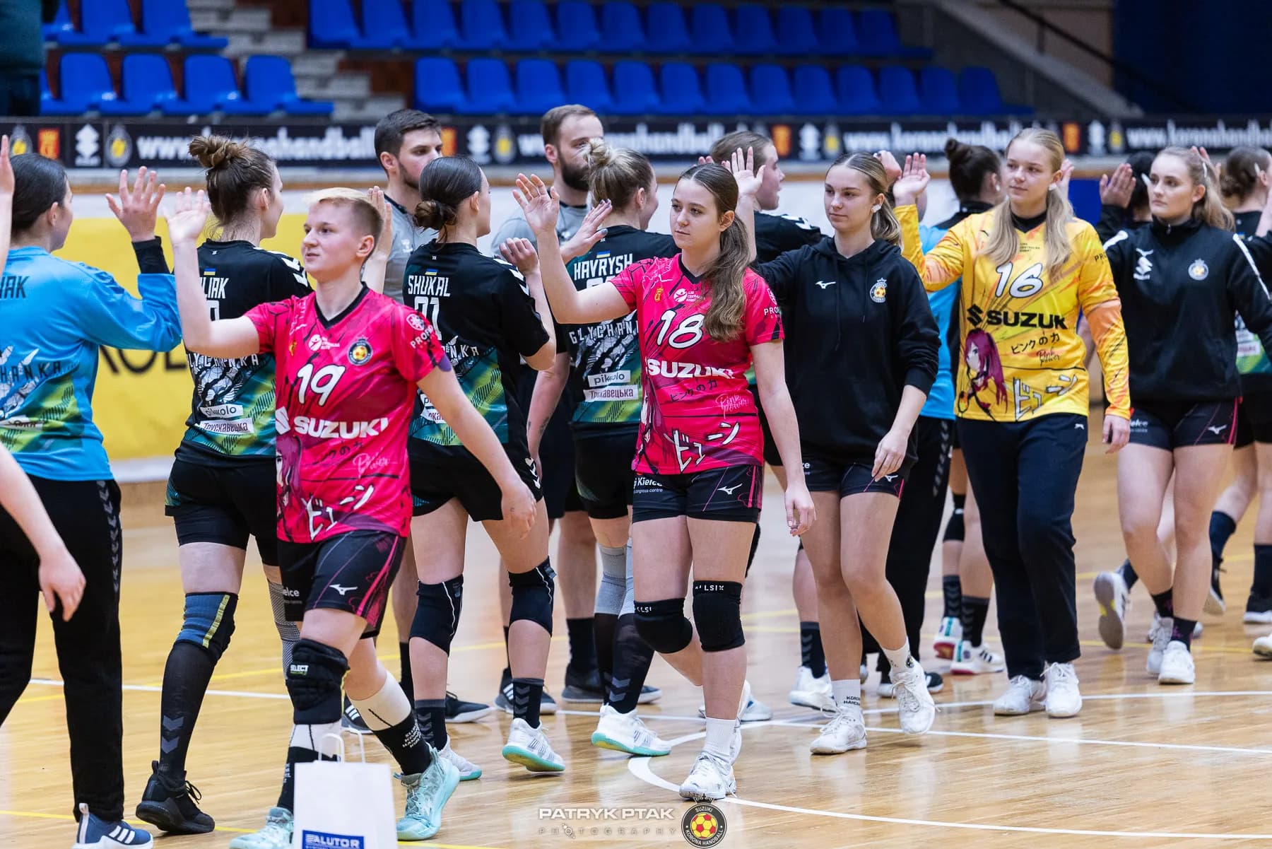 Galeria z meczu Suzuki Korona Handball Kielce – Galiczanka Lwów  fot. Patryk Ptak. Dziękujemy