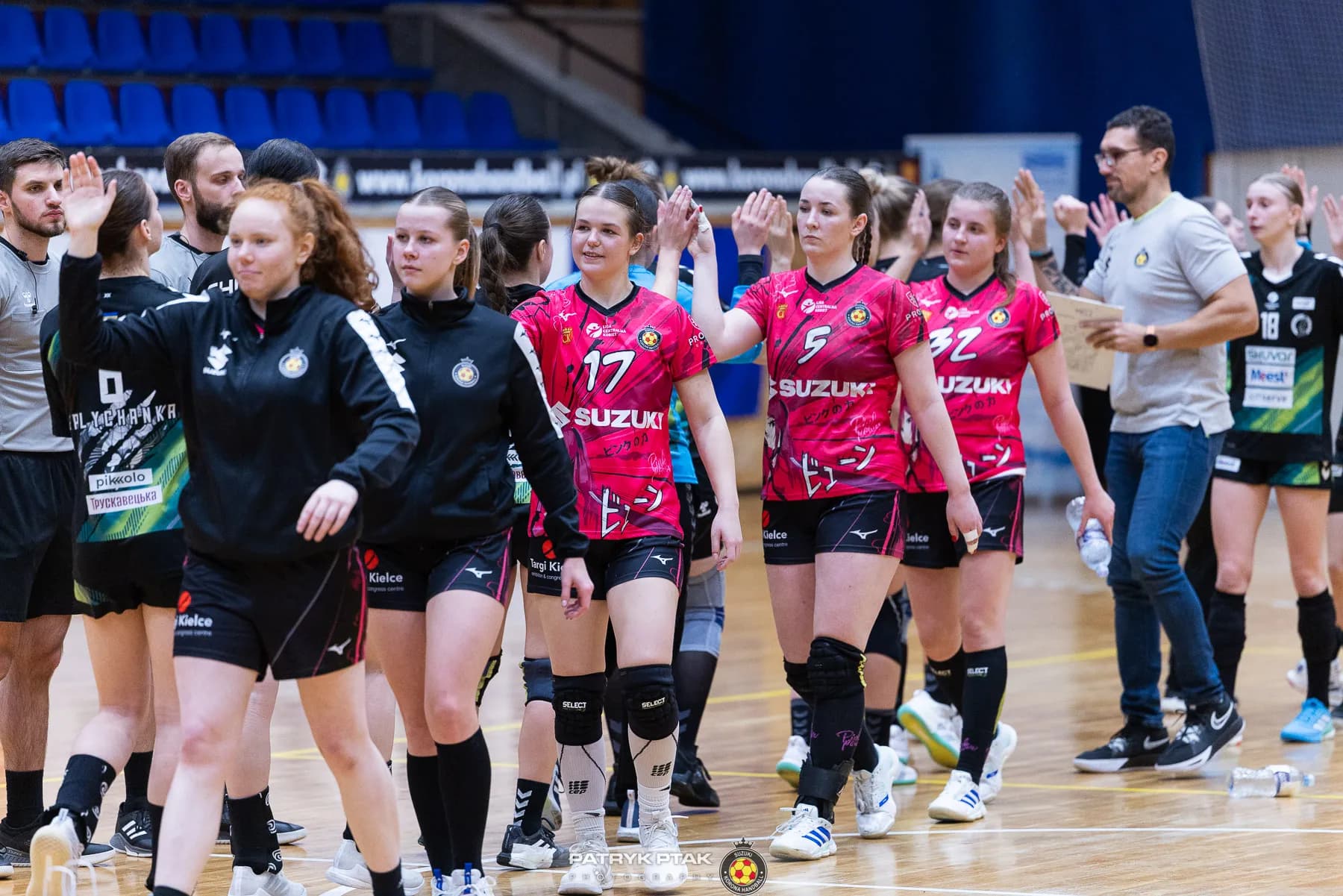 Galeria z meczu Suzuki Korona Handball Kielce – Galiczanka Lwów  fot. Patryk Ptak. Dziękujemy