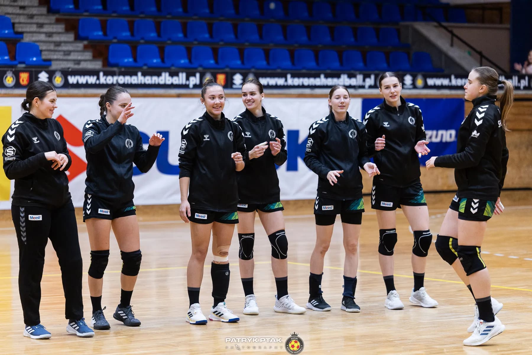 Galeria z meczu Suzuki Korona Handball Kielce – Galiczanka Lwów  fot. Patryk Ptak. Dziękujemy