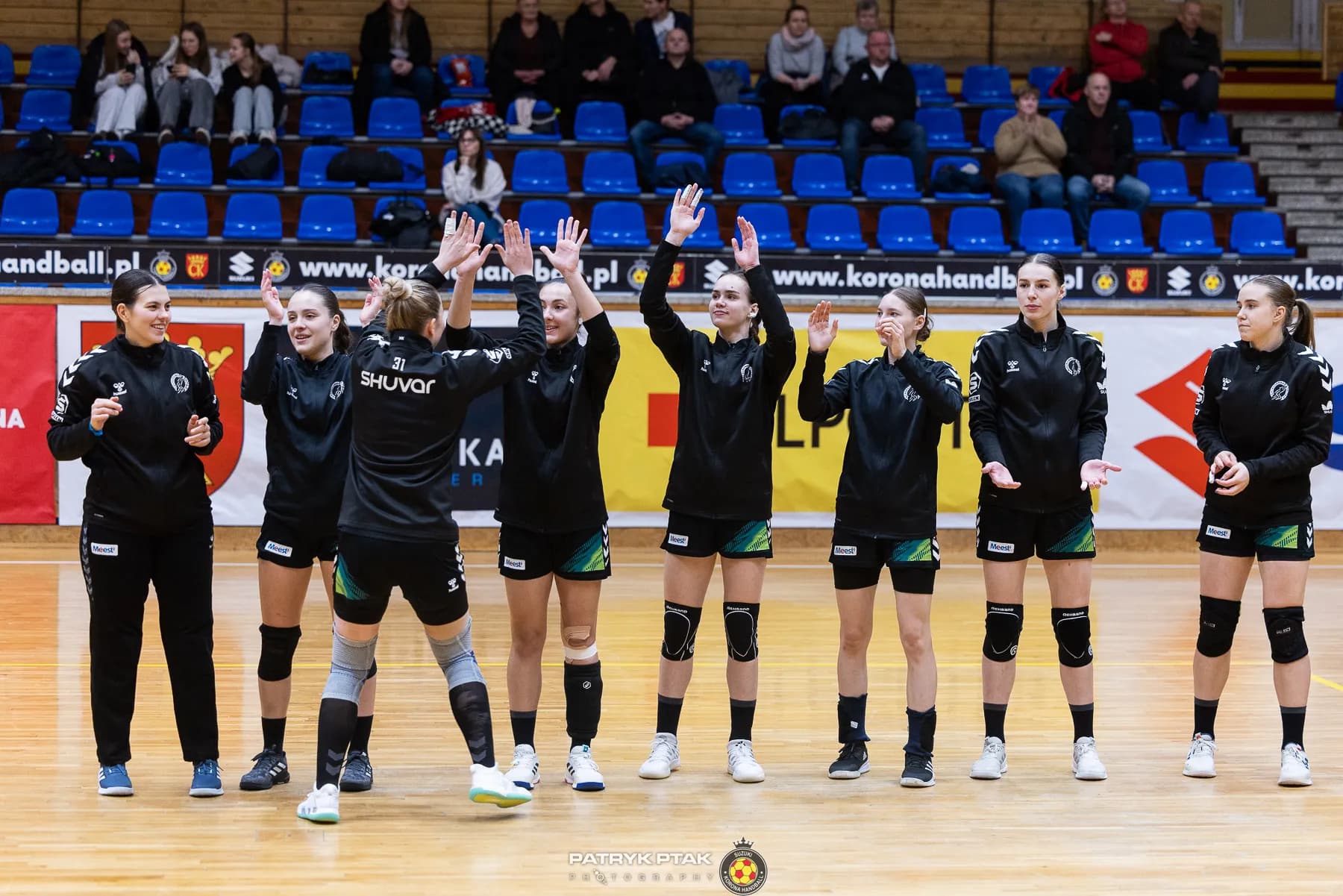 Galeria z meczu Suzuki Korona Handball Kielce – Galiczanka Lwów  fot. Patryk Ptak. Dziękujemy