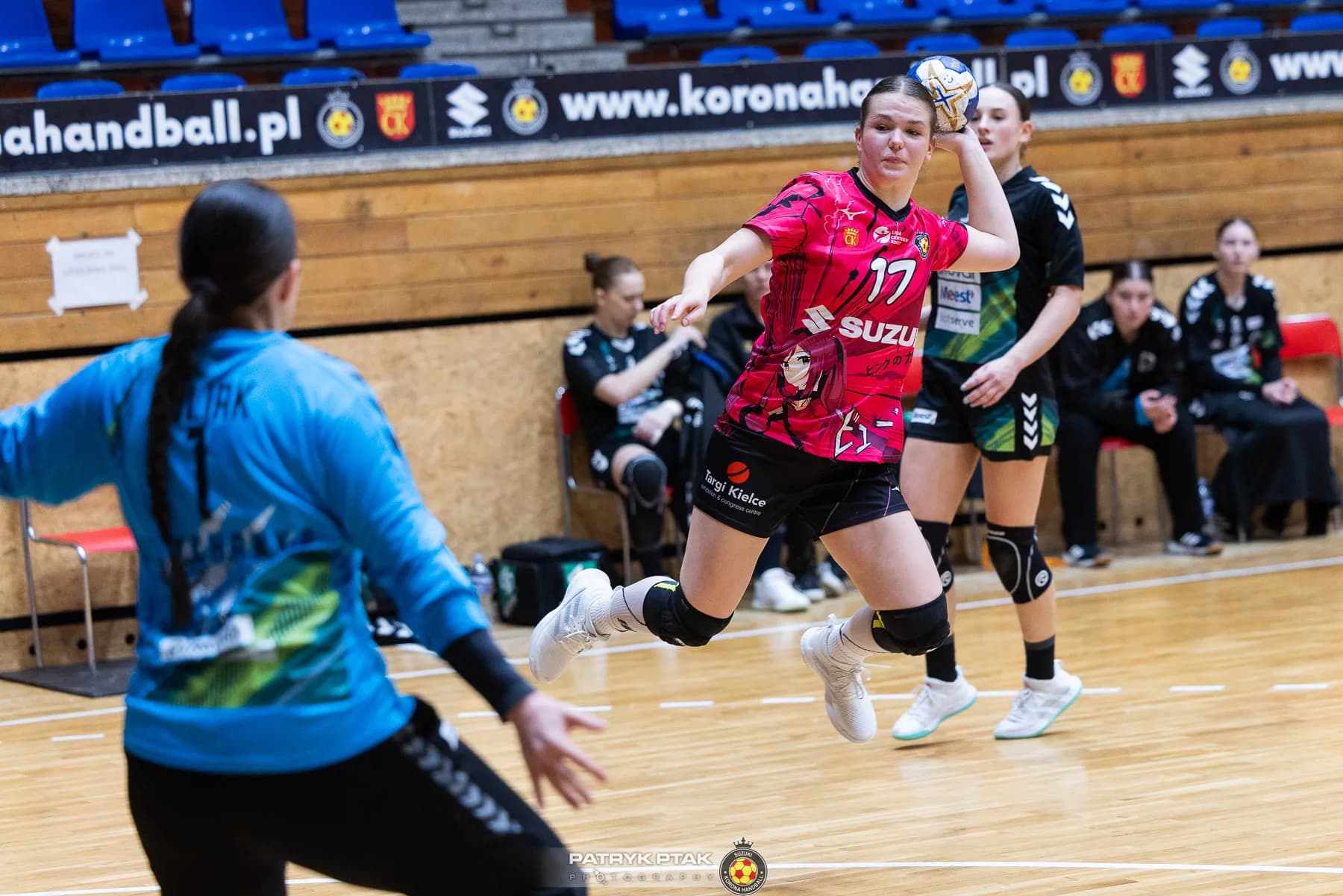 Galeria z meczu Suzuki Korona Handball Kielce – Galiczanka Lwów  fot. Patryk Ptak. Dziękujemy