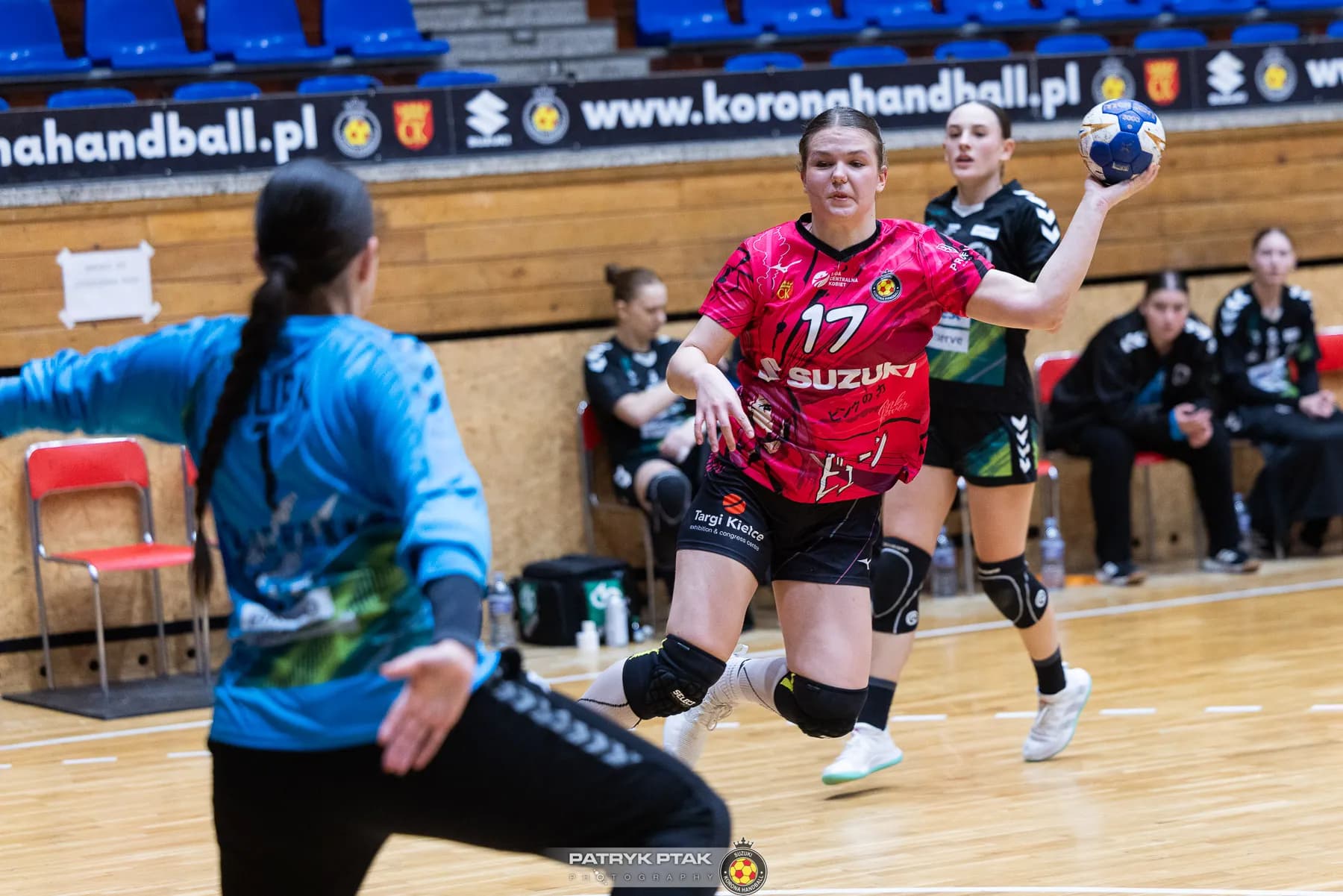 Galeria z meczu Suzuki Korona Handball Kielce – Galiczanka Lwów  fot. Patryk Ptak. Dziękujemy