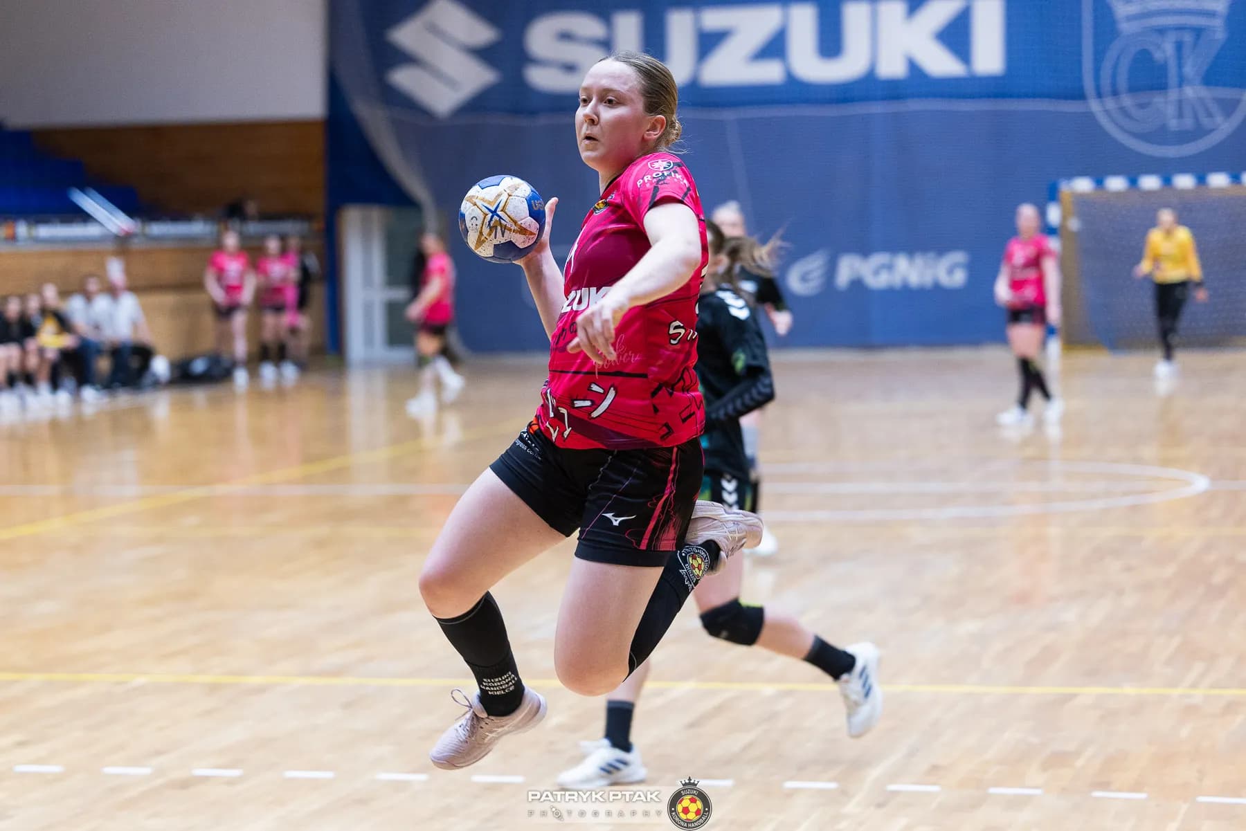 Galeria z meczu Suzuki Korona Handball Kielce – Galiczanka Lwów  fot. Patryk Ptak. Dziękujemy