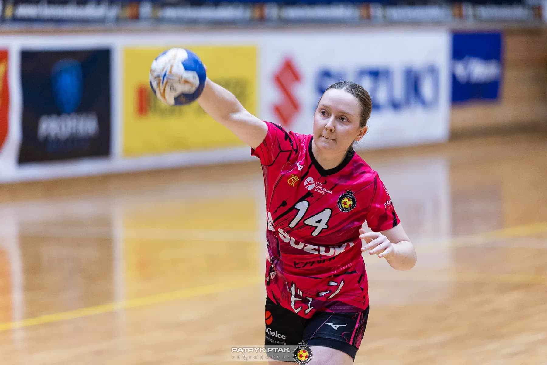 Galeria z meczu Suzuki Korona Handball Kielce – Galiczanka Lwów  fot. Patryk Ptak. Dziękujemy