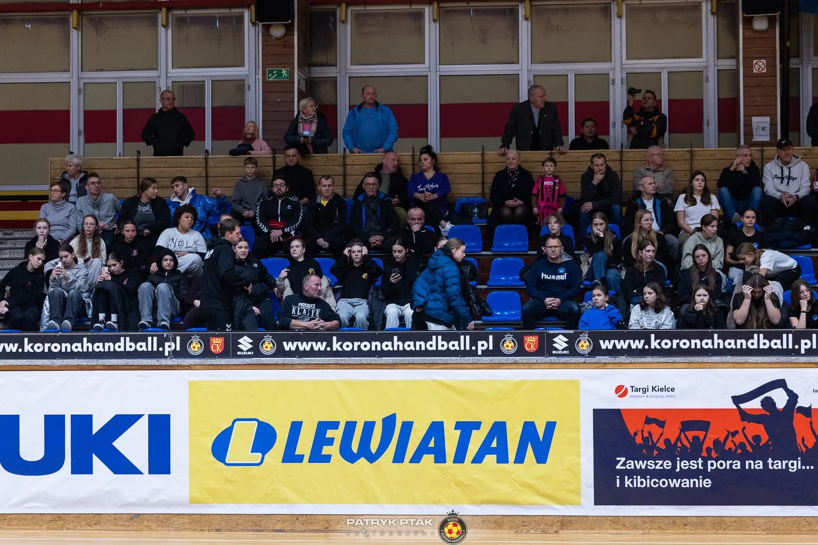 Galeria zdjęć z meczu Suzuki Korona Handball -Elmas-KPS APR Radom,   📷fot. Patryk Ptak