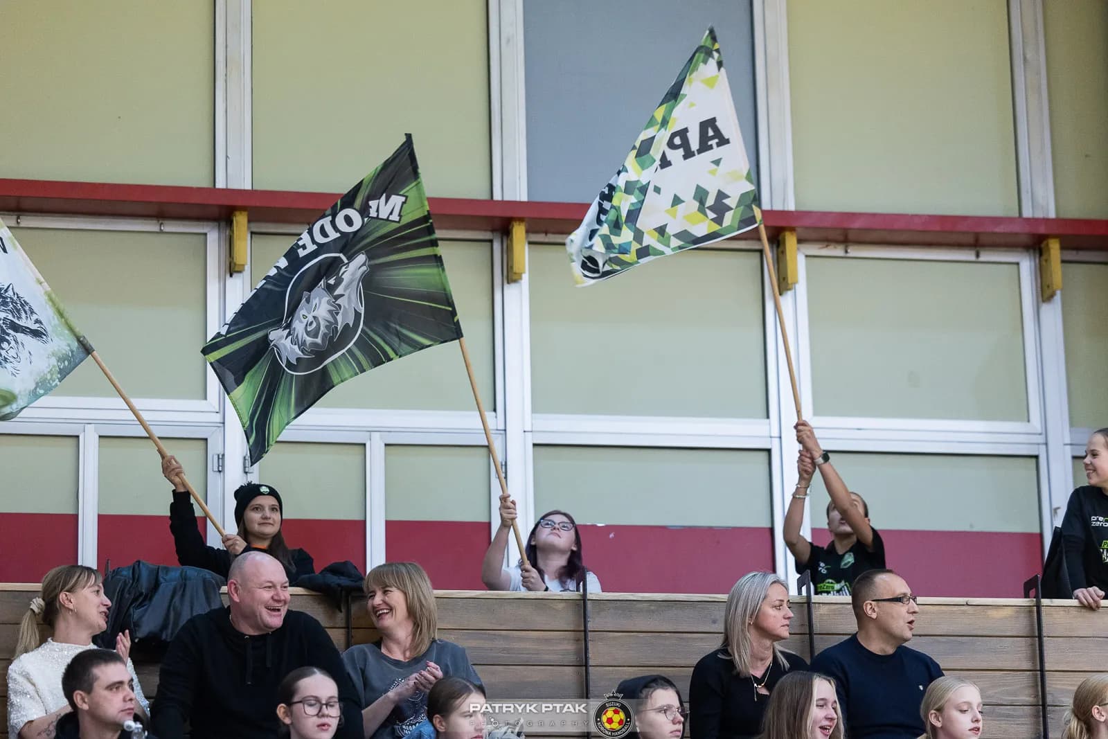 Galeria zdjęć z meczu Suzuki Korona Handball -Elmas-KPS APR Radom,   📷fot. Patryk Ptak