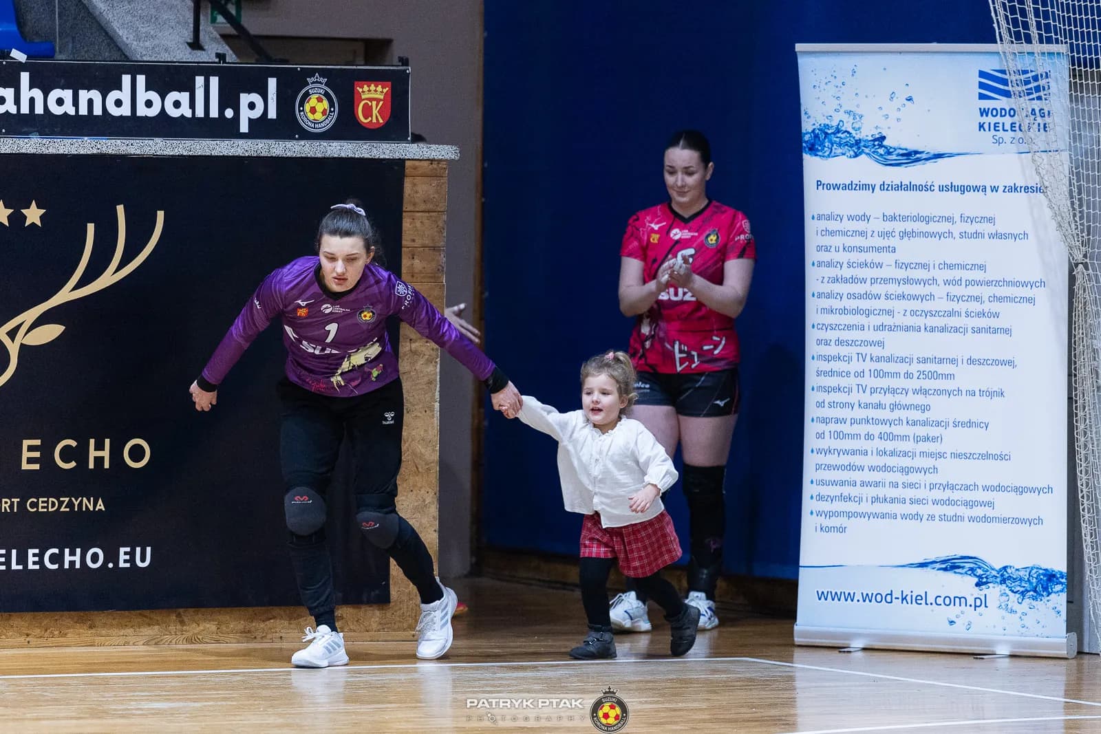 Galeria zdjęć z meczu Suzuki Korona Handball -Elmas-KPS APR Radom,   📷fot. Patryk Ptak