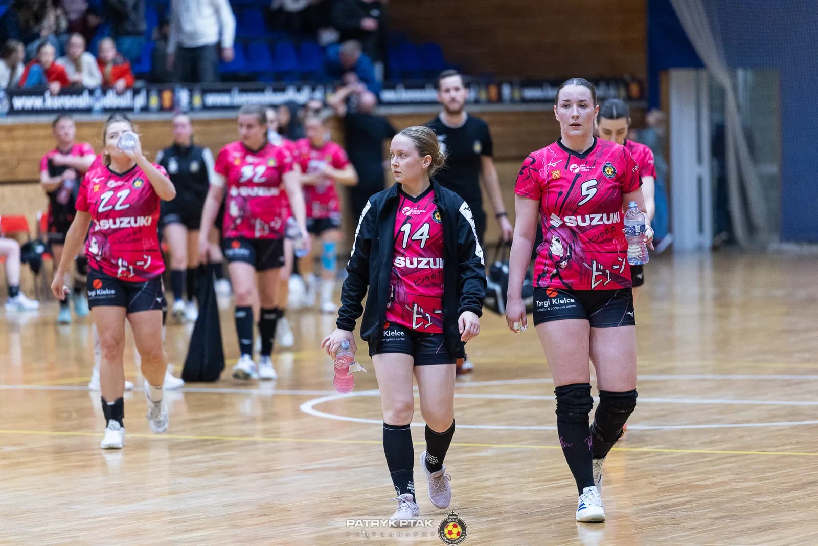 Galeria zdjęć z meczu Suzuki Korona Handball -Elmas-KPS APR Radom,   📷fot. Patryk Ptak