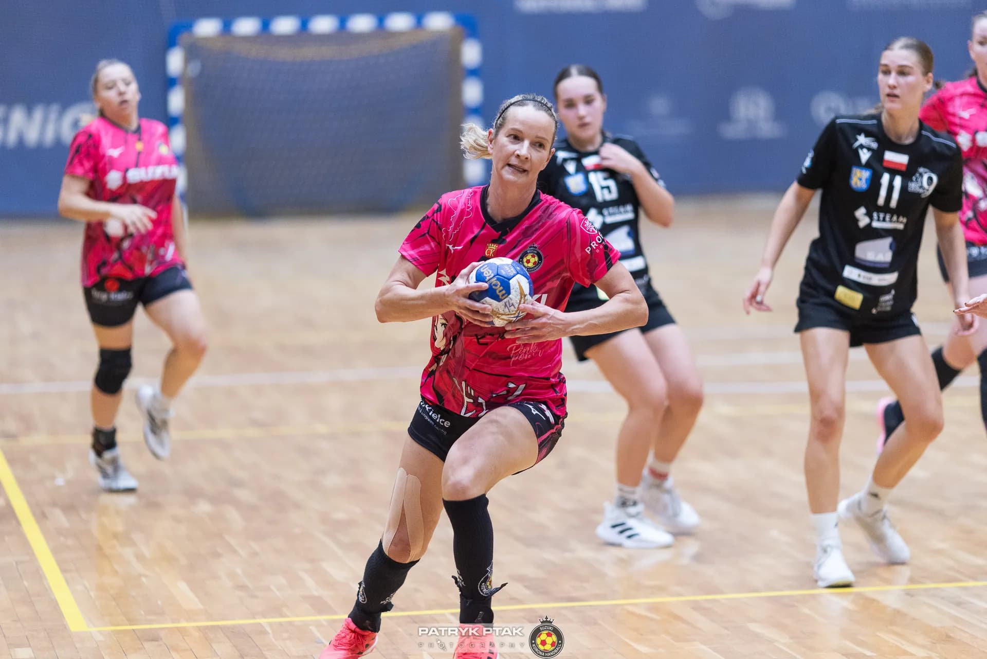 Suzuki Korona Handball Kielce vs UKS Dziewiątka Legnica