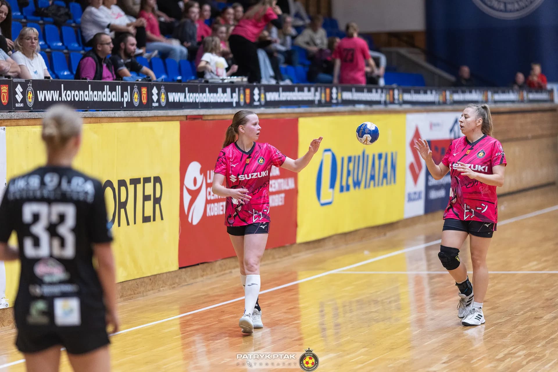 Suzuki Korona Handball Kielce vs UKS Dziewiątka Legnica