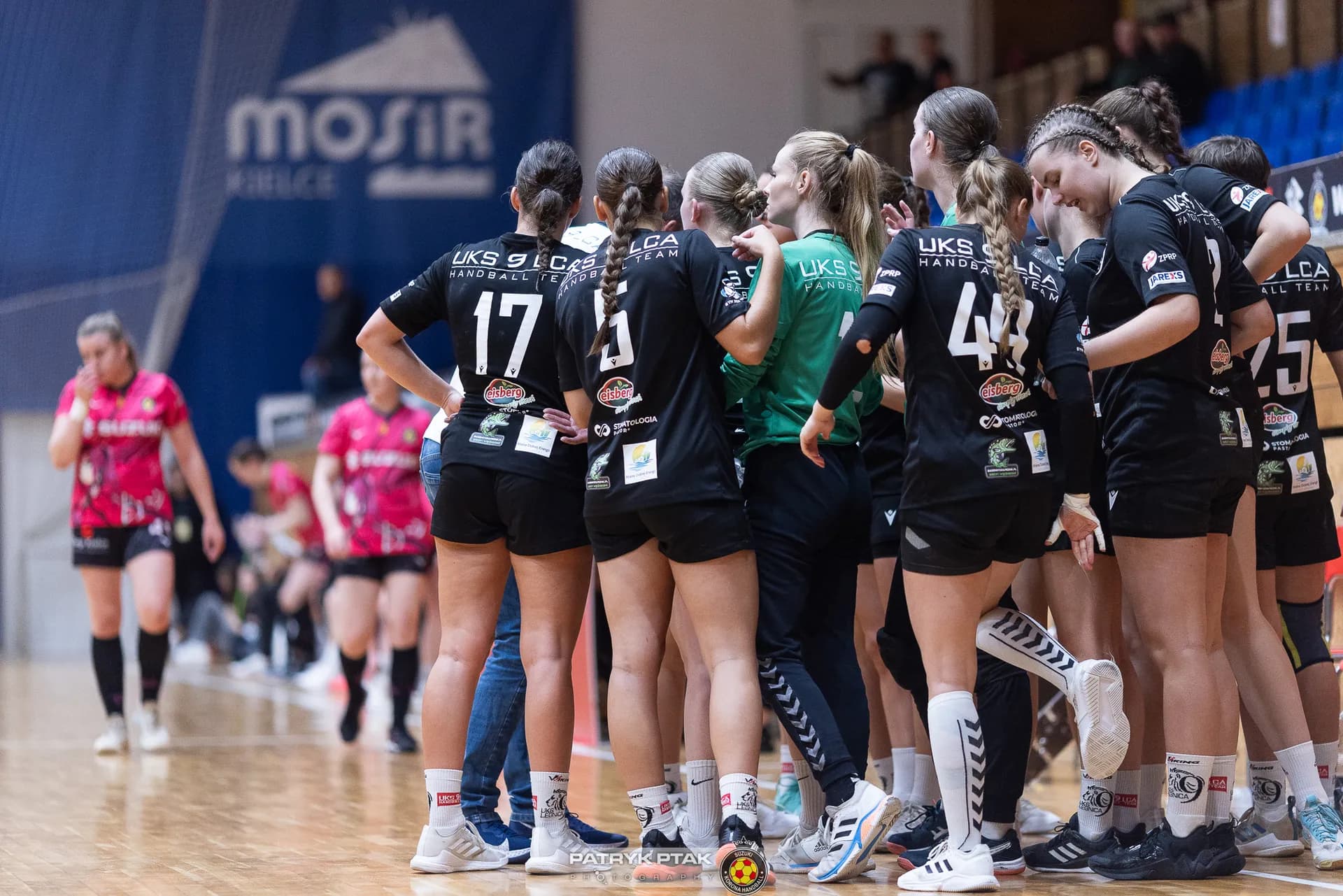 Suzuki Korona Handball Kielce vs UKS Dziewiątka Legnica