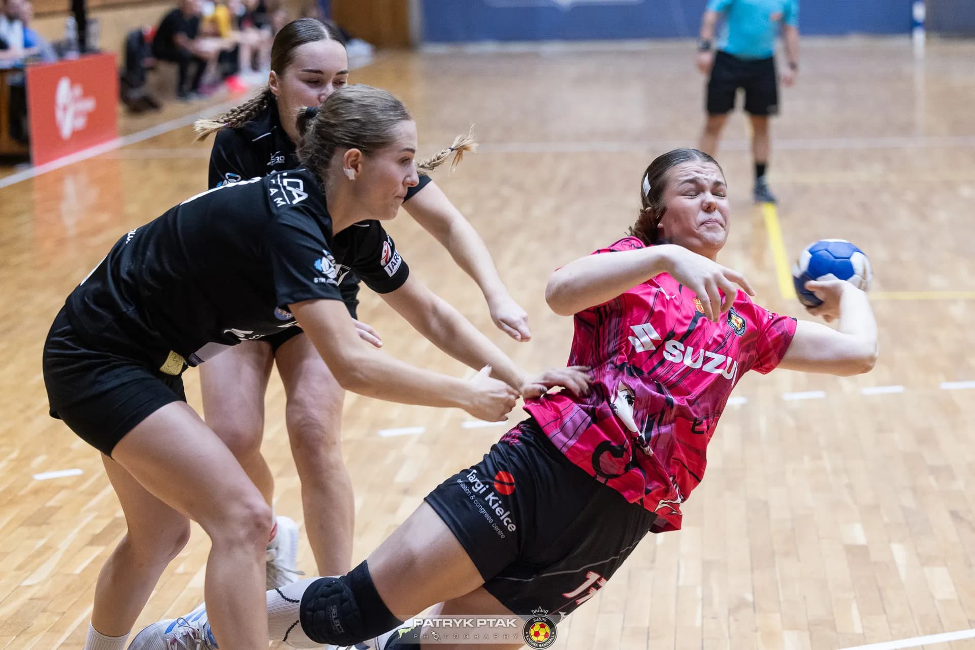 Suzuki Korona Handball Kielce vs UKS Dziewiątka Legnica