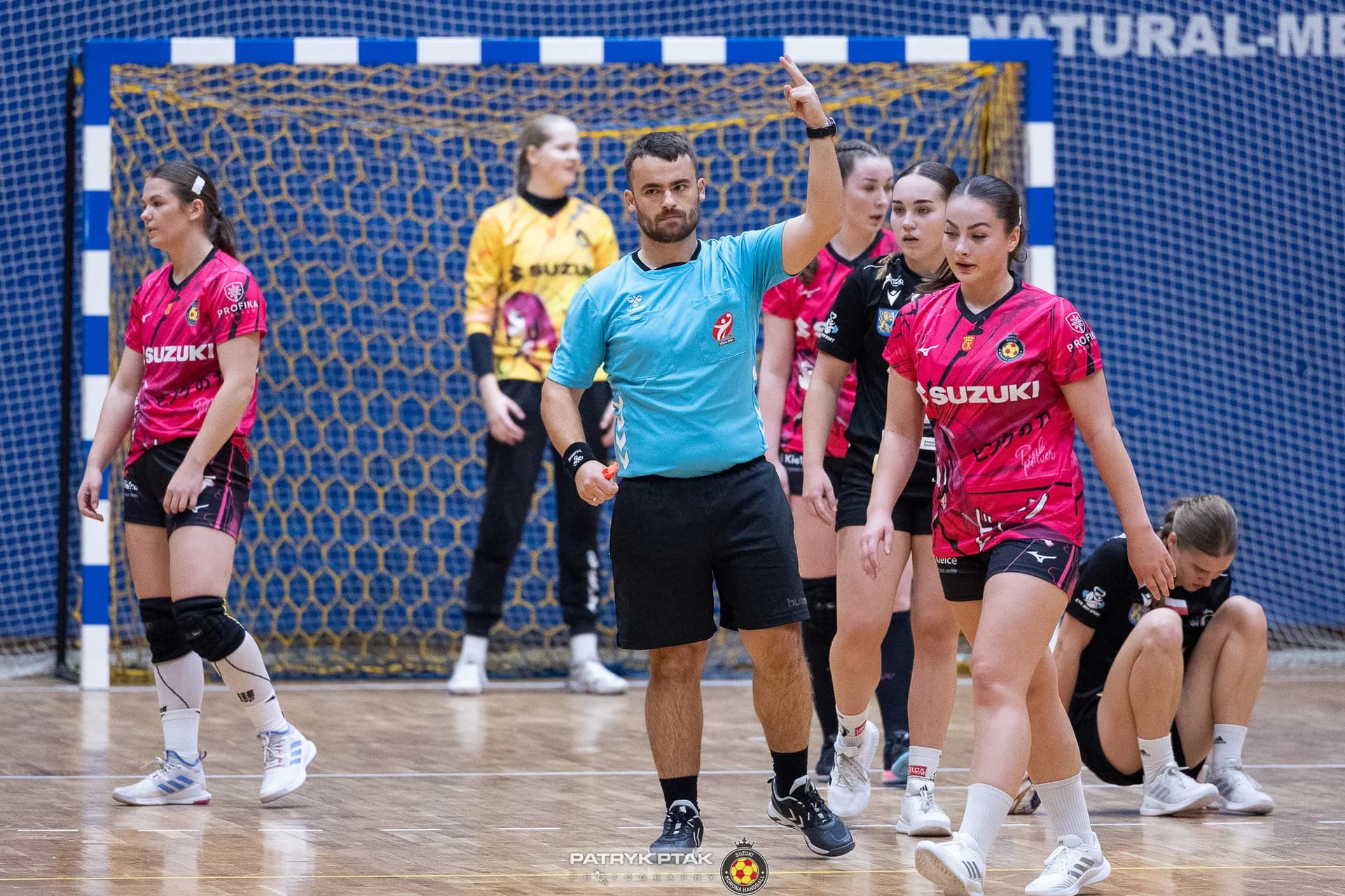Suzuki Korona Handball Kielce vs UKS Dziewiątka Legnica