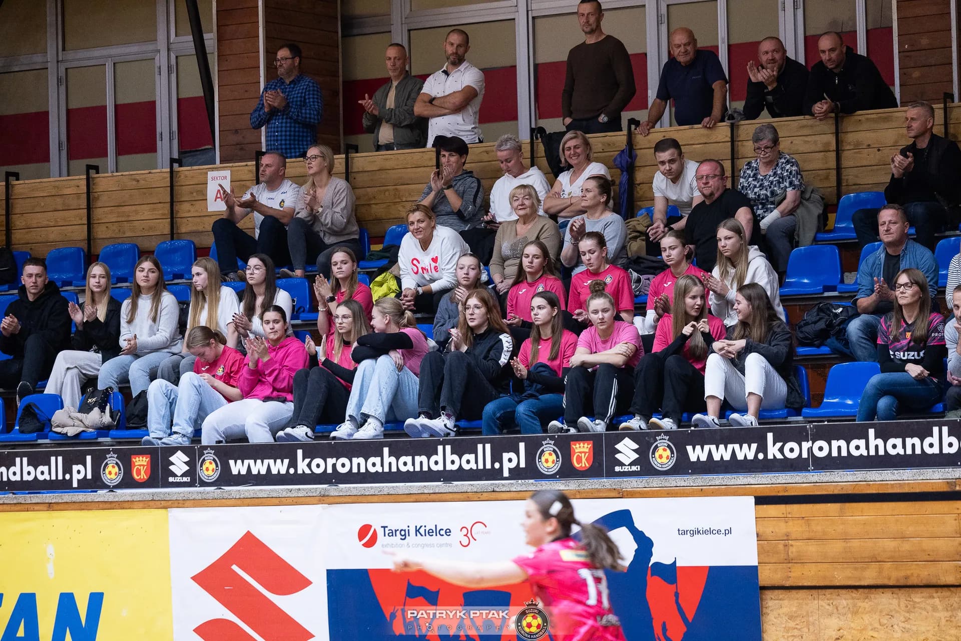 Suzuki Korona Handball Kielce vs UKS Dziewiątka Legnica