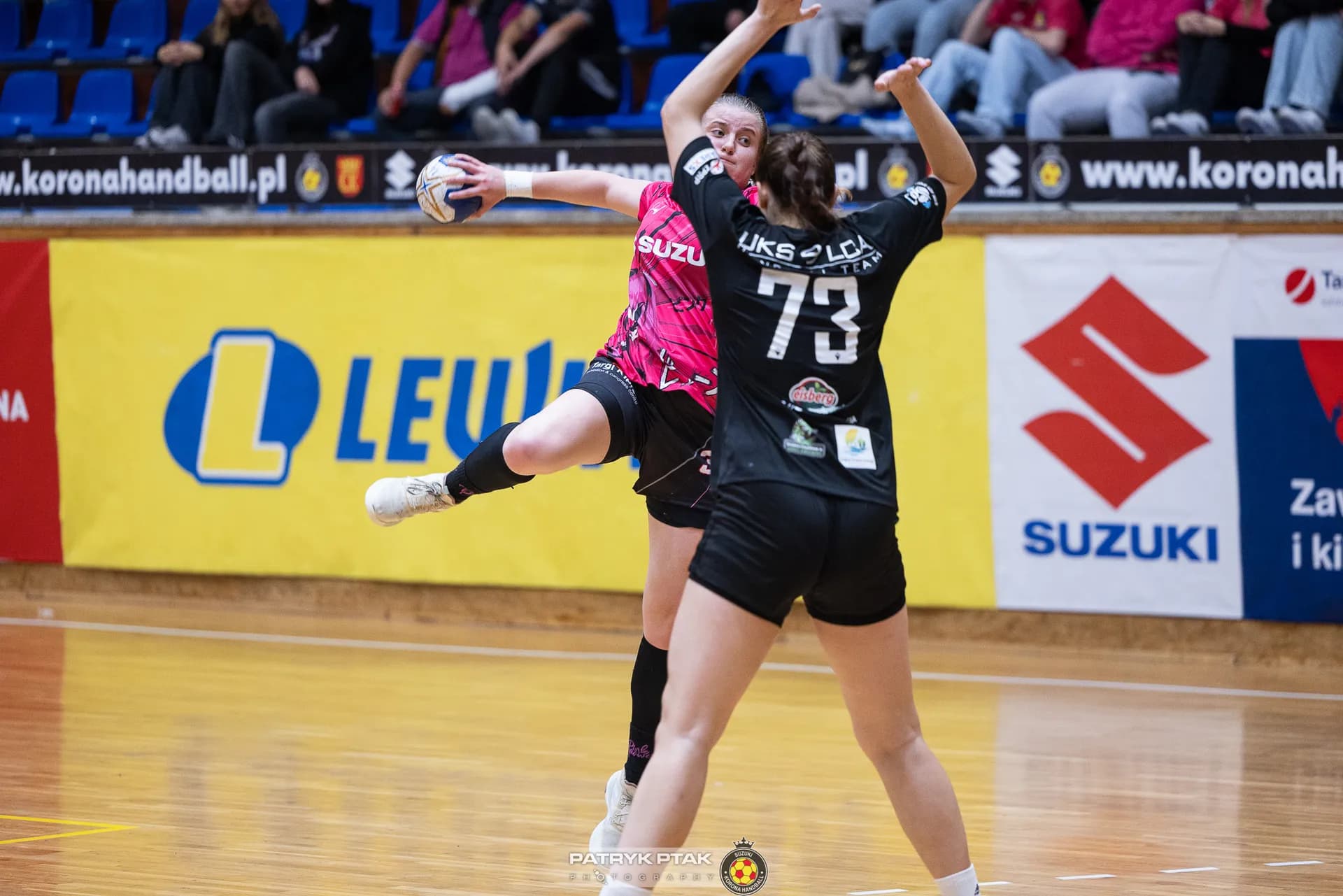 Suzuki Korona Handball Kielce vs UKS Dziewiątka Legnica