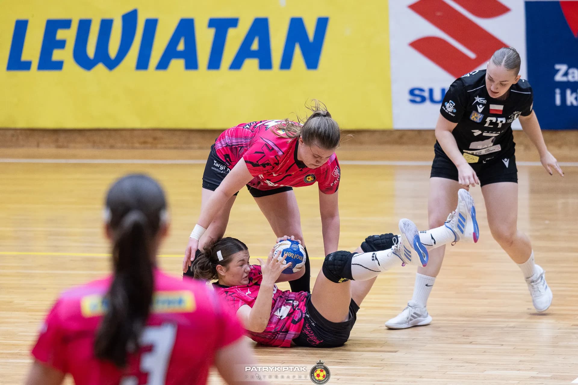 Suzuki Korona Handball Kielce vs UKS Dziewiątka Legnica