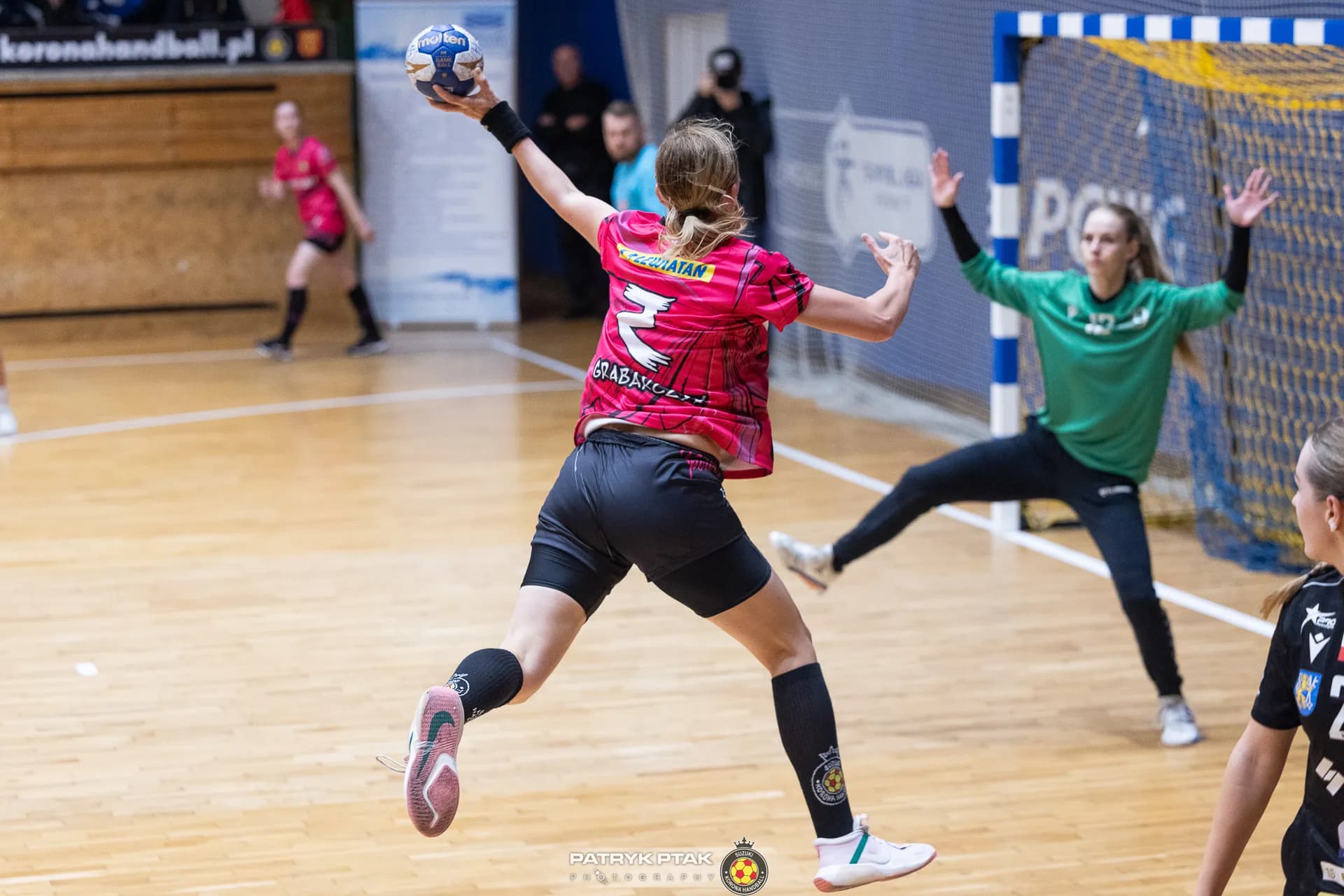 Suzuki Korona Handball Kielce vs UKS Dziewiątka Legnica