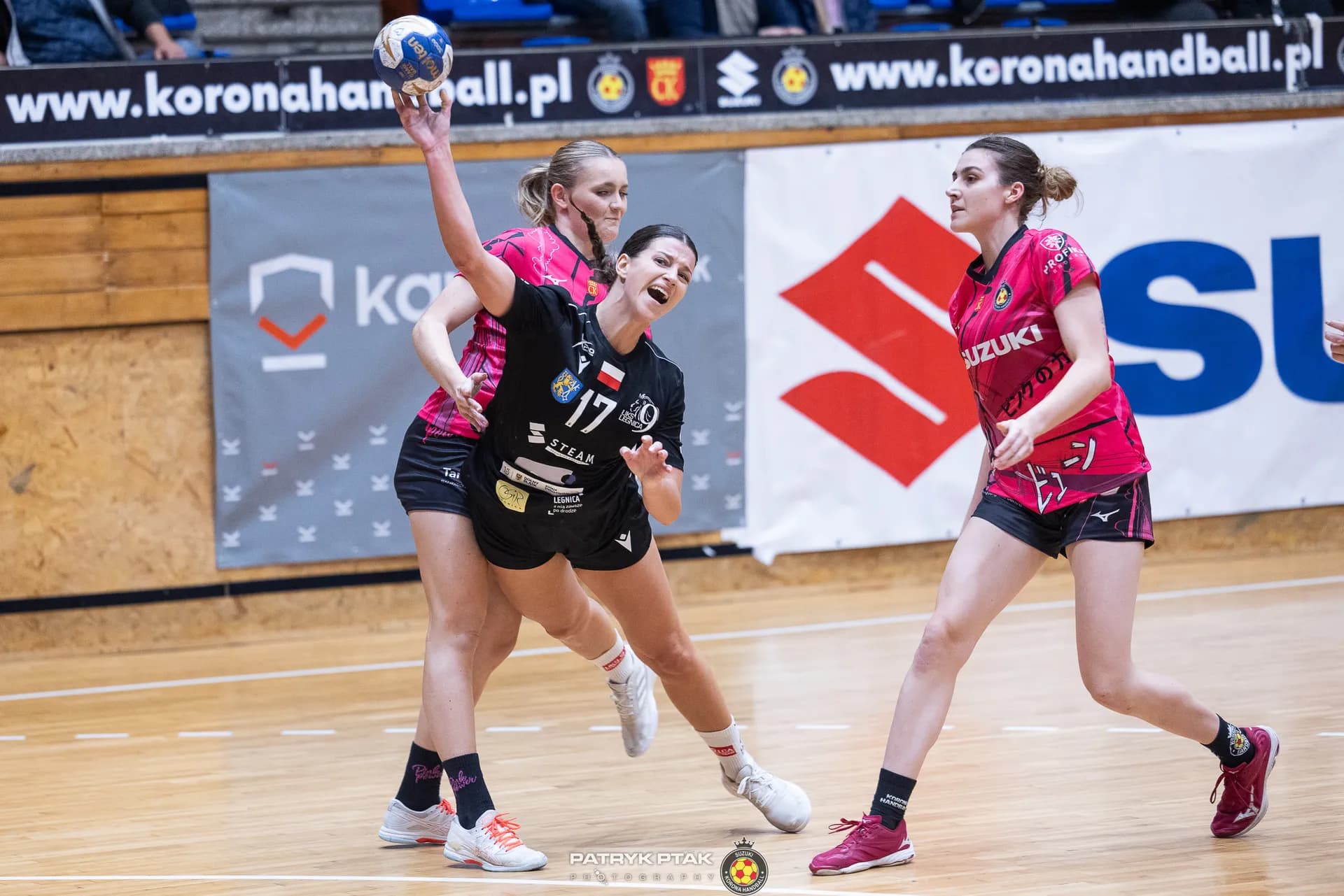 Suzuki Korona Handball Kielce vs UKS Dziewiątka Legnica