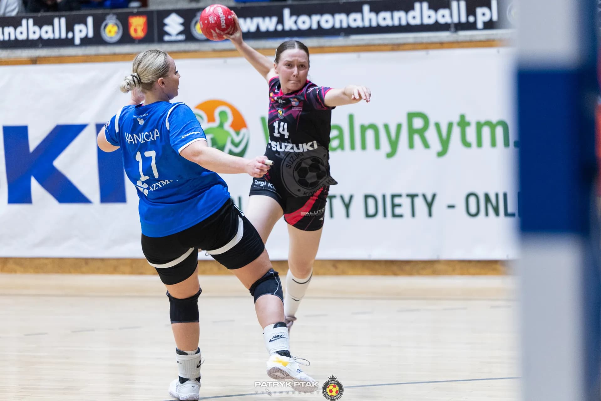 Zdjęcia z meczu Suzuki Korona Handball Kielce – MTS Żory